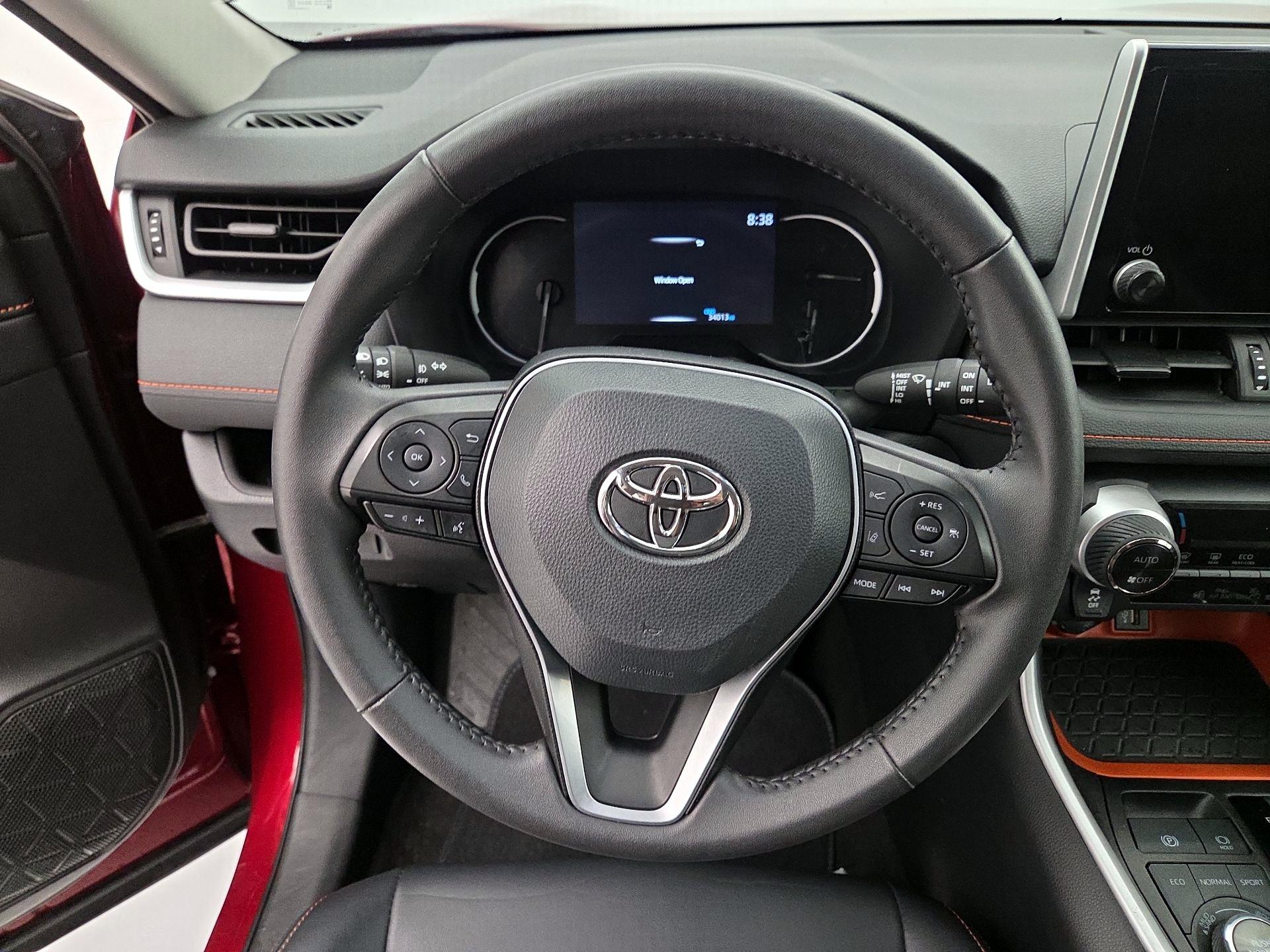 Thumbnail: 2024 Toyota RAV4 - 10