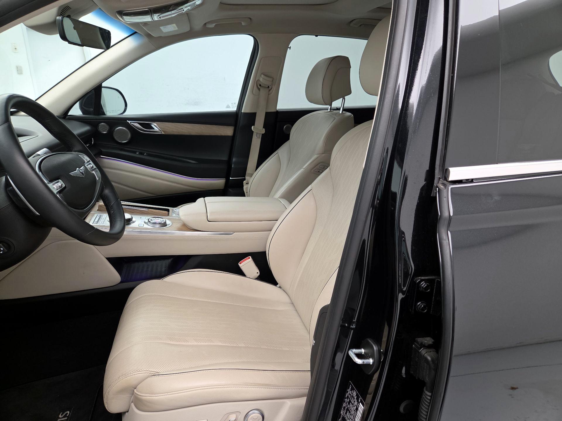 Thumbnail: 2023 Genesis GV80 - 11