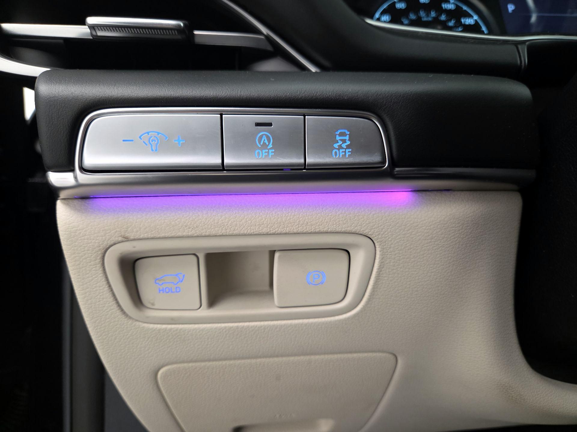 Thumbnail: 2023 Genesis GV80 - 13