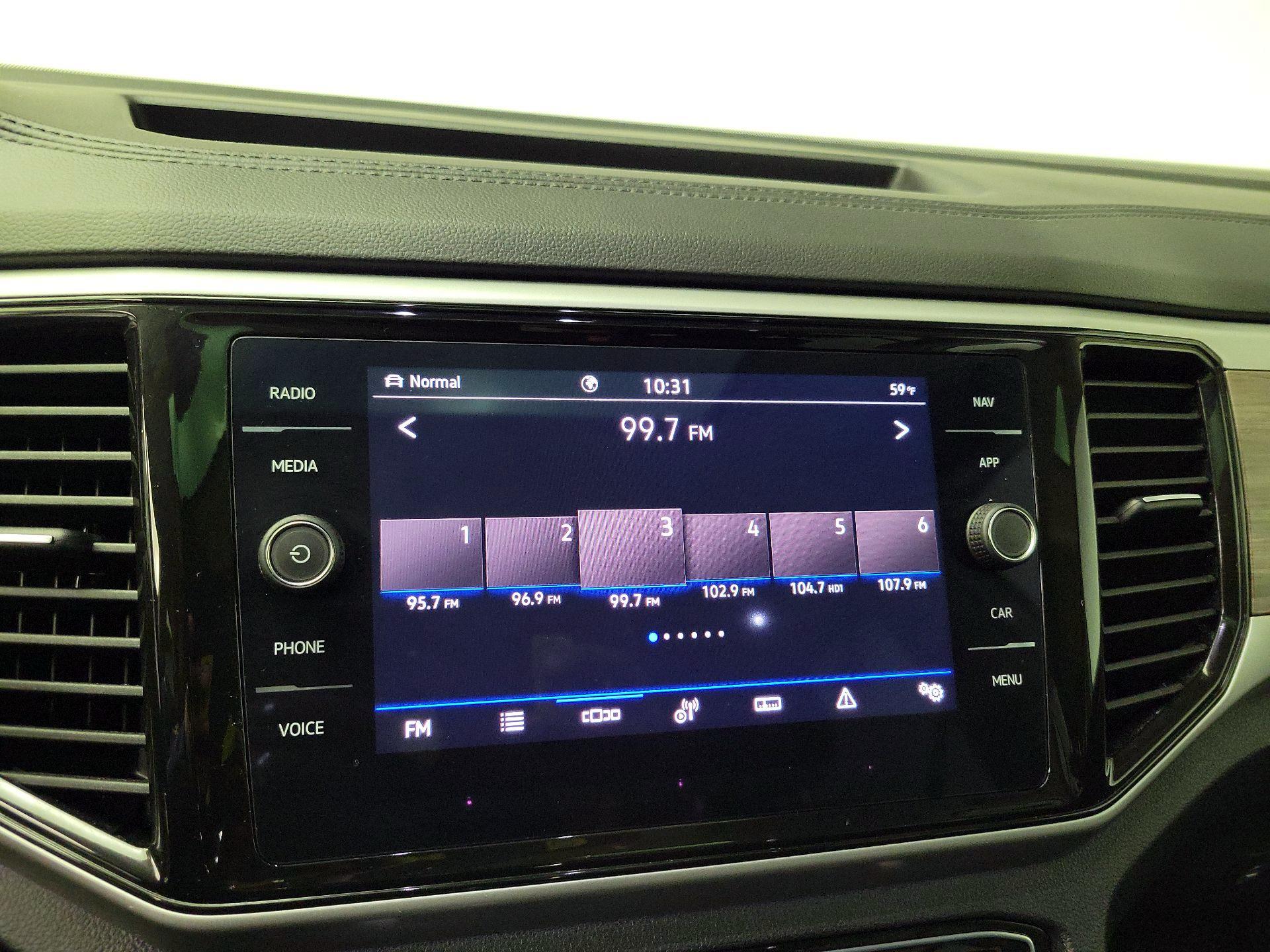 Thumbnail: 2023 Volkswagen Atlas - 15