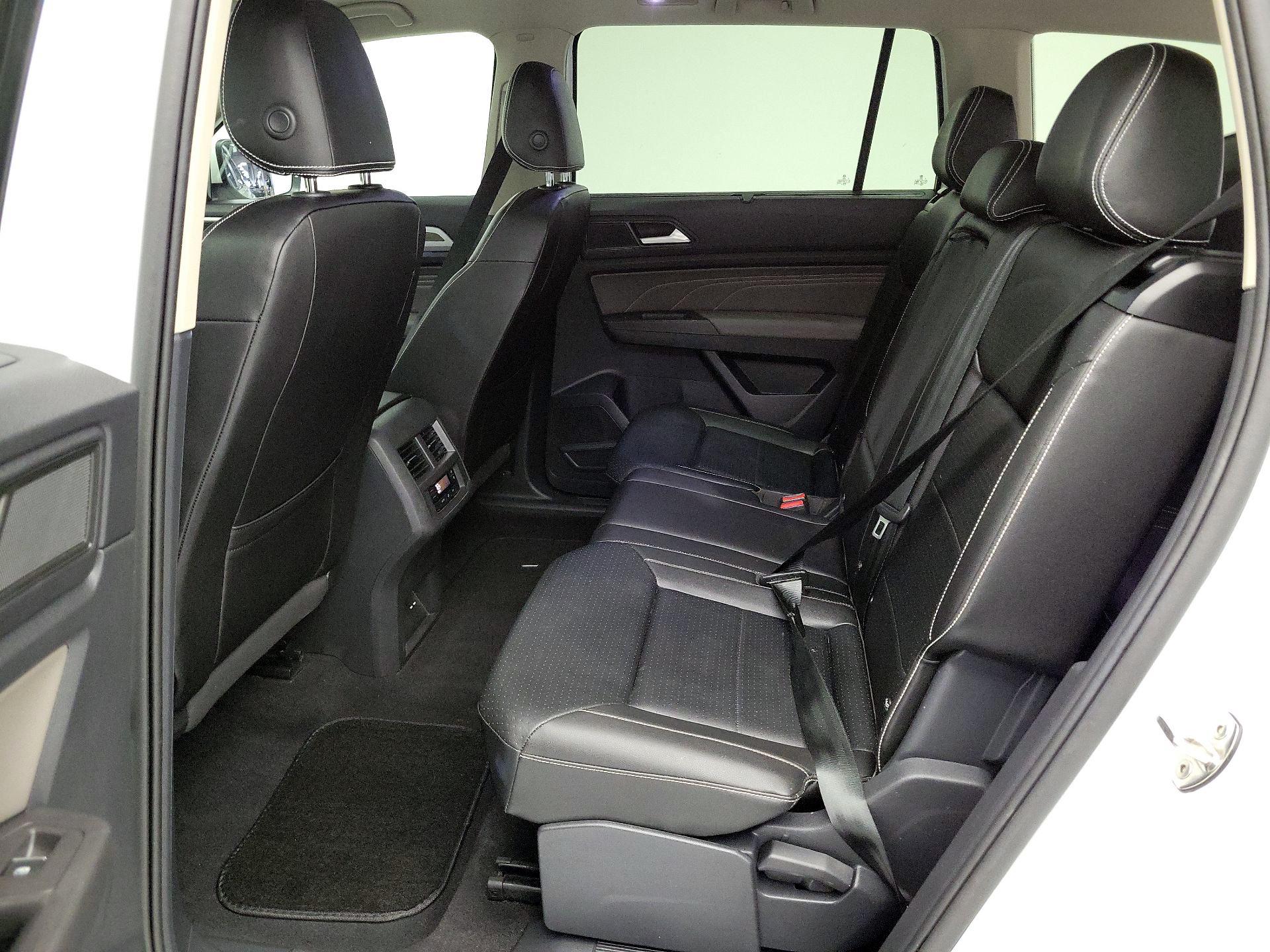 Thumbnail: 2023 Volkswagen Atlas - 20