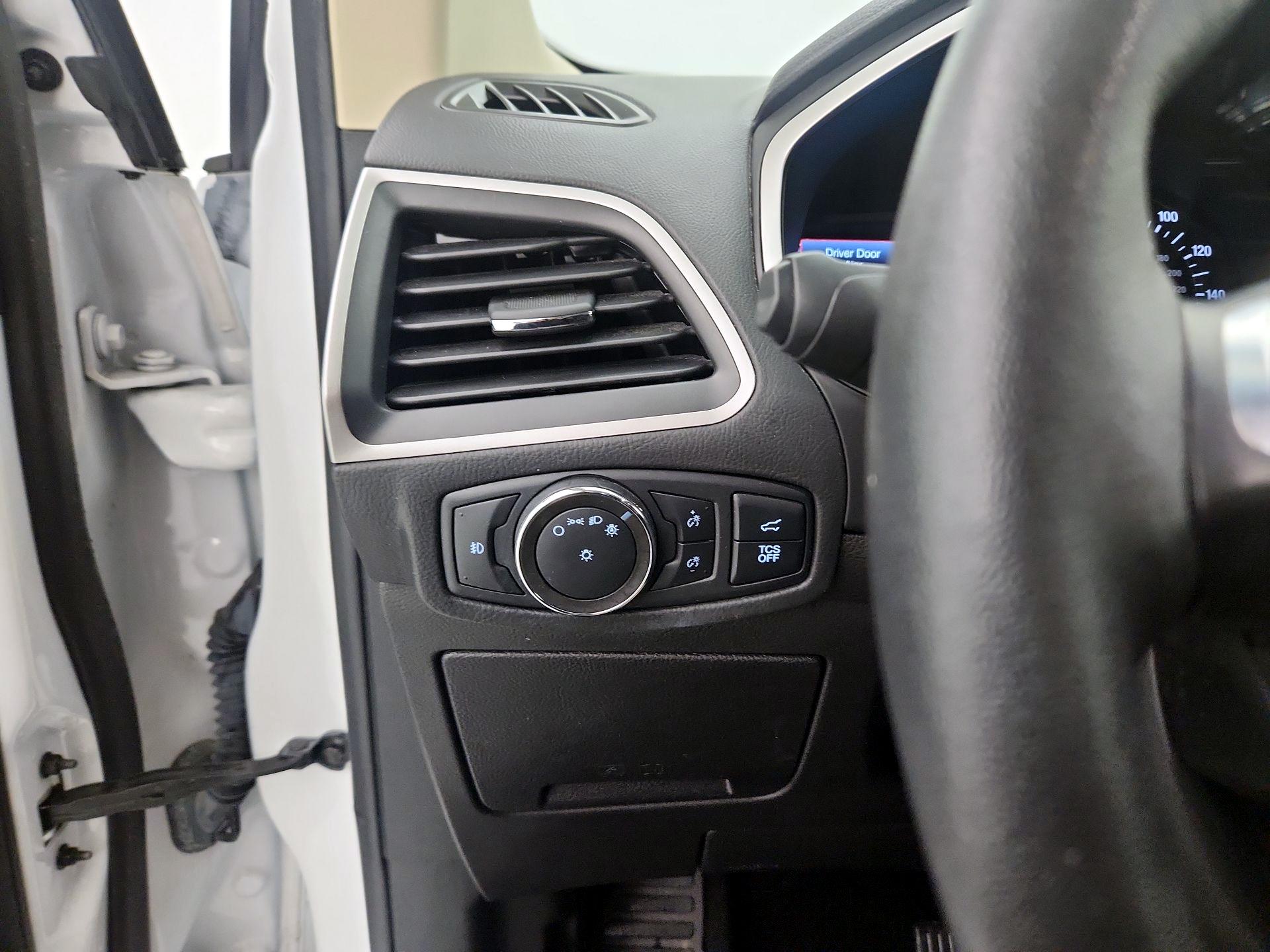 Thumbnail: 2020 Ford Edge - 13