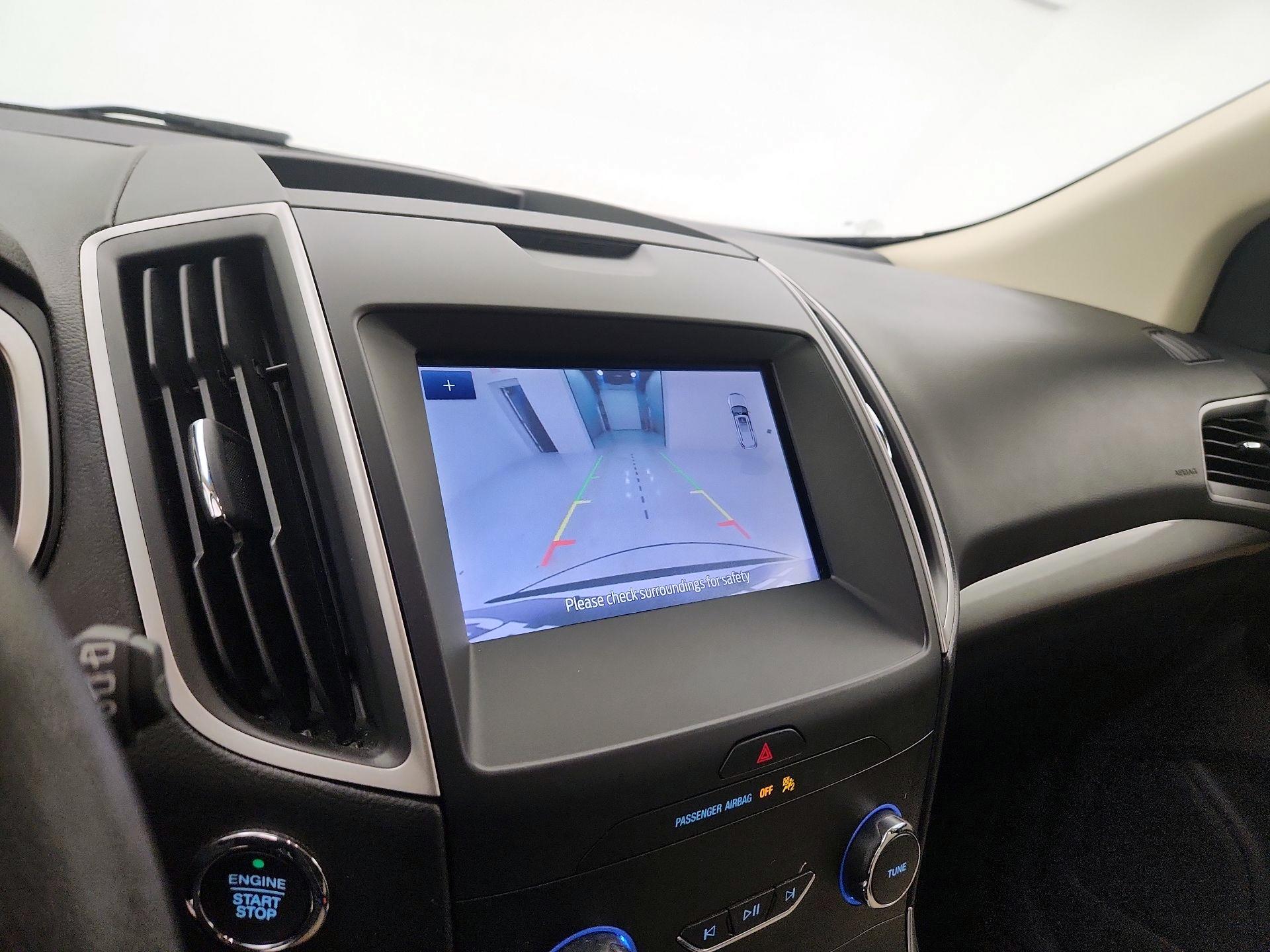 Thumbnail: 2020 Ford Edge - 14