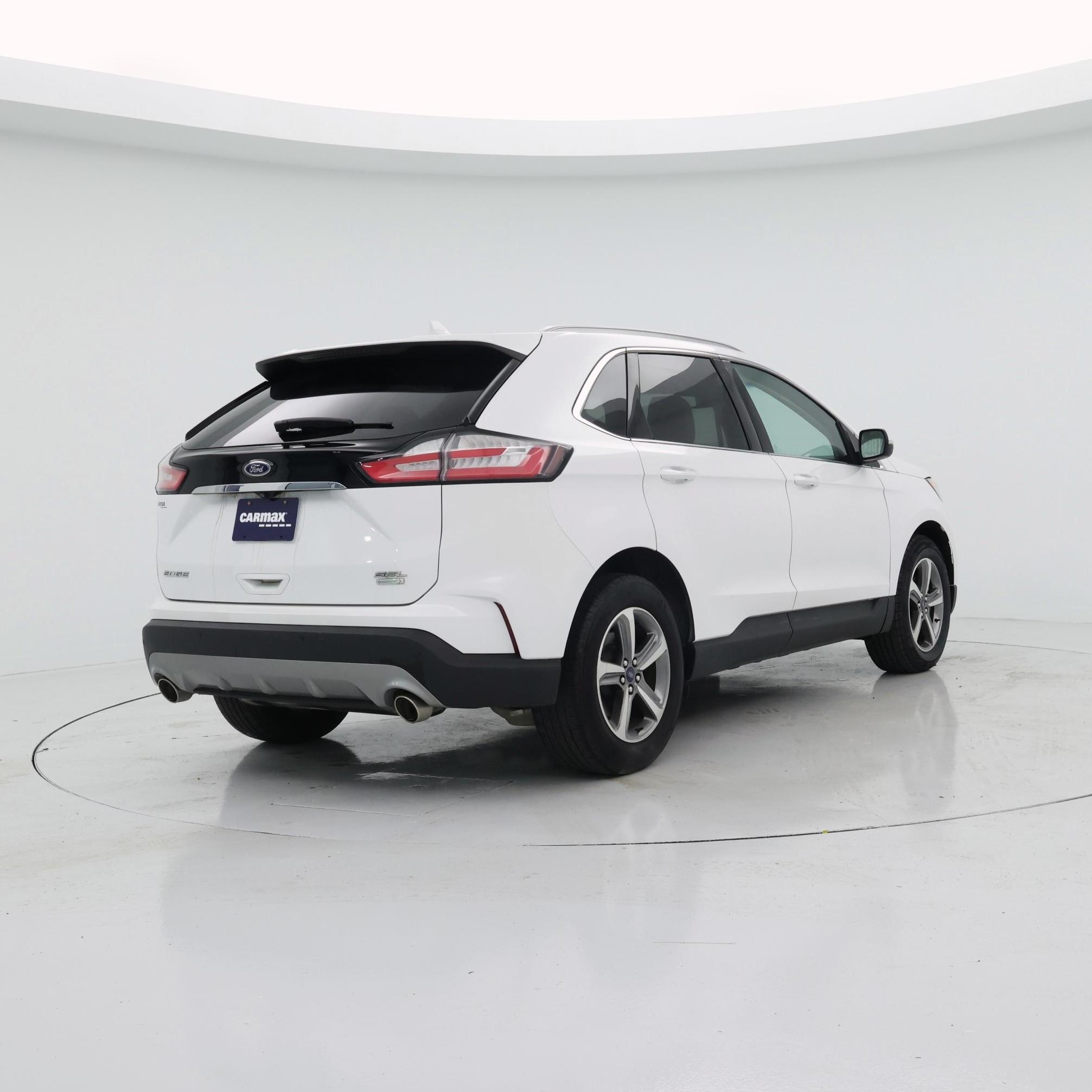 Thumbnail: 2020 Ford Edge - 8