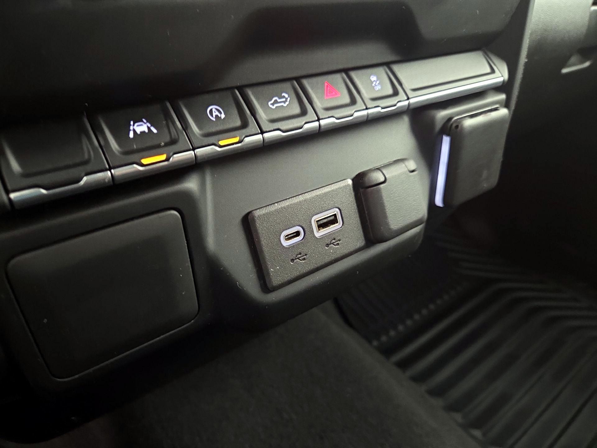 Thumbnail: 2022 Chevrolet Silverado 1500 - 18