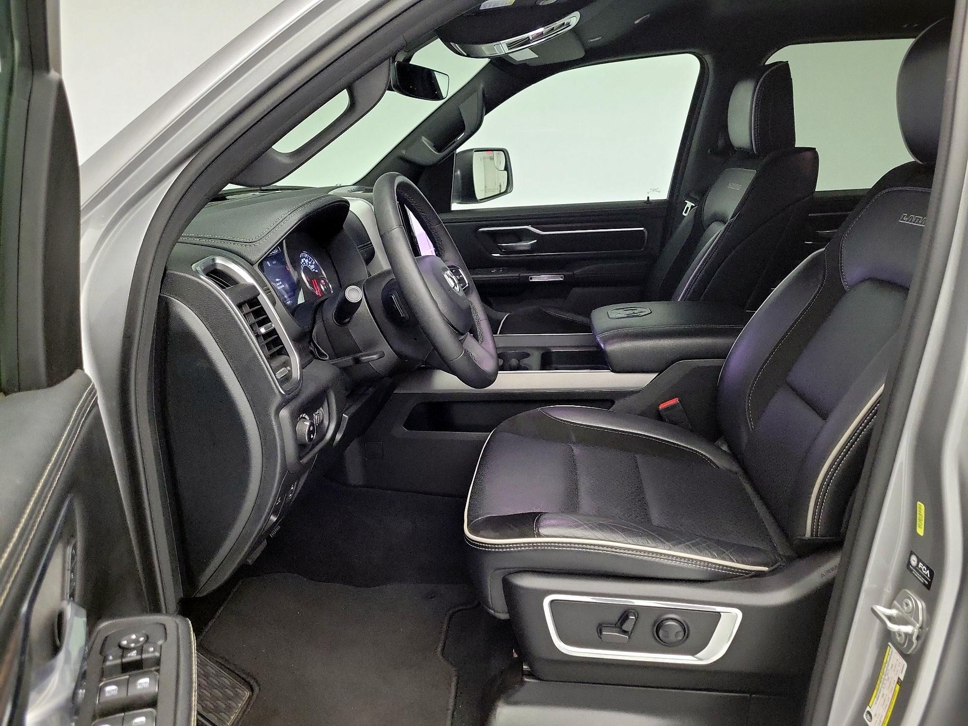 Thumbnail: 2025 RAM 1500 - 11