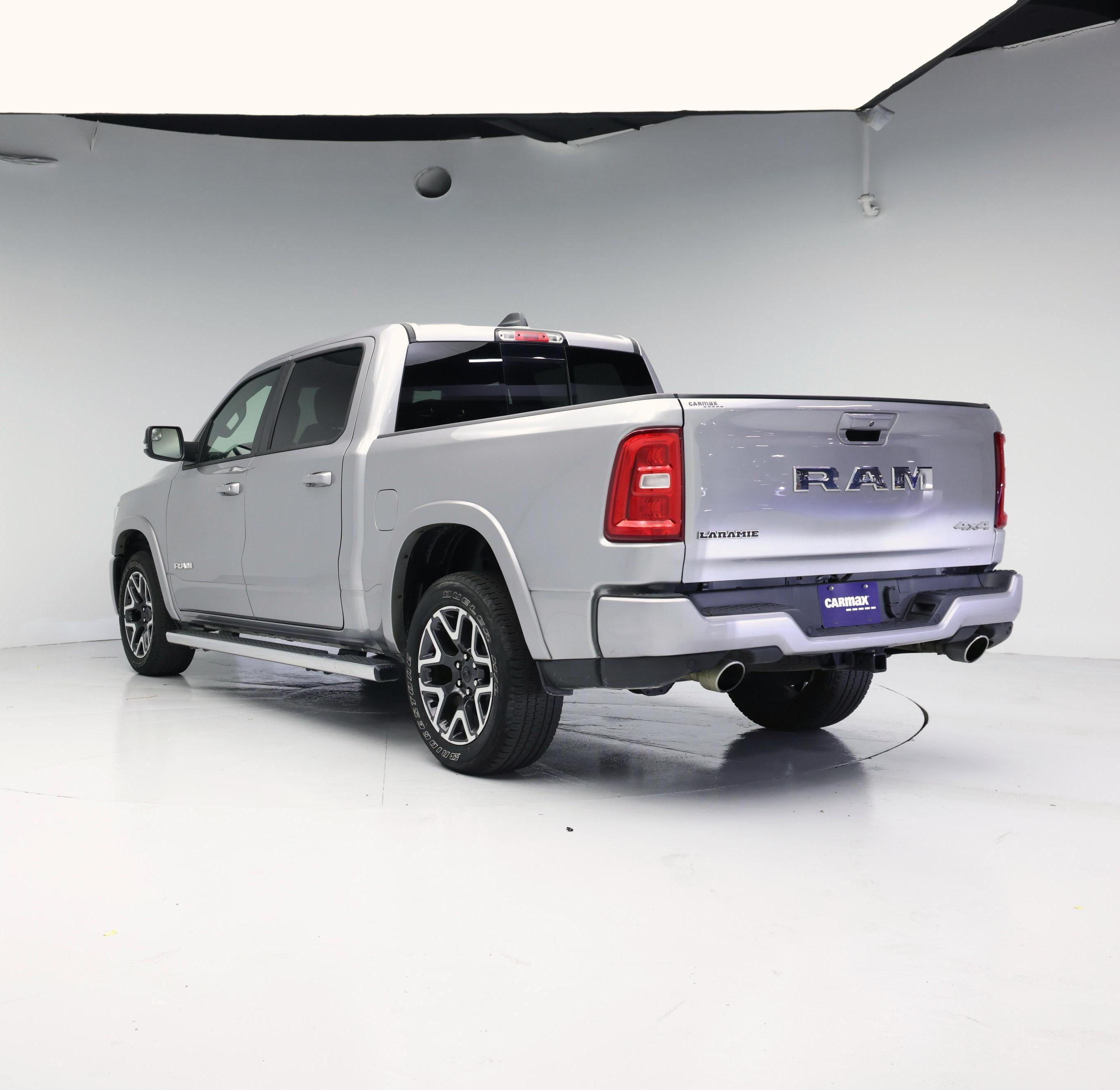 Thumbnail: 2025 RAM 1500 - 2