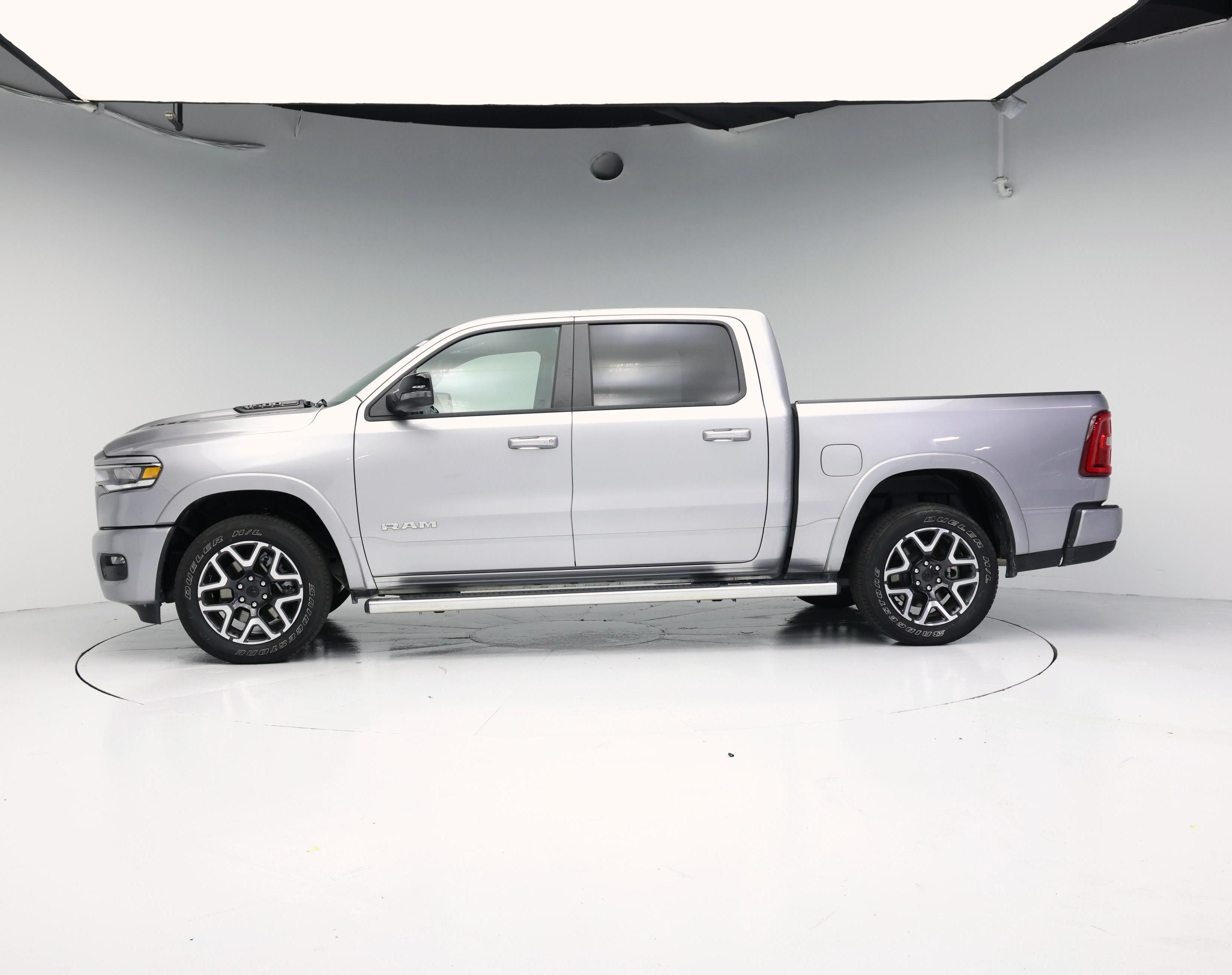 Thumbnail: 2025 RAM 1500 - 3