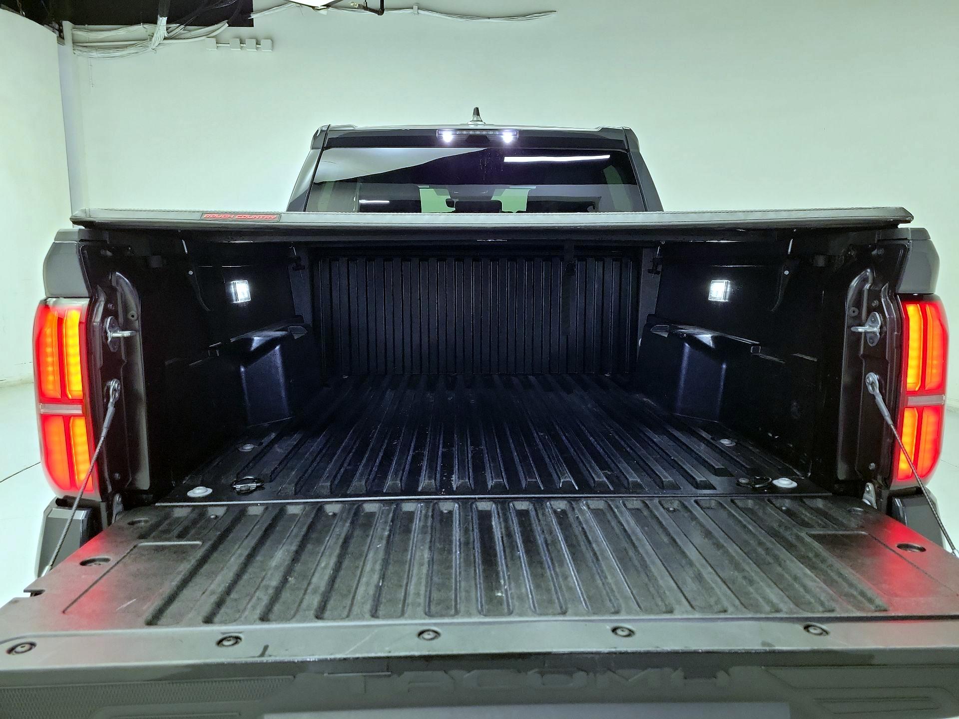 Thumbnail: 2025 Toyota Tacoma - 20