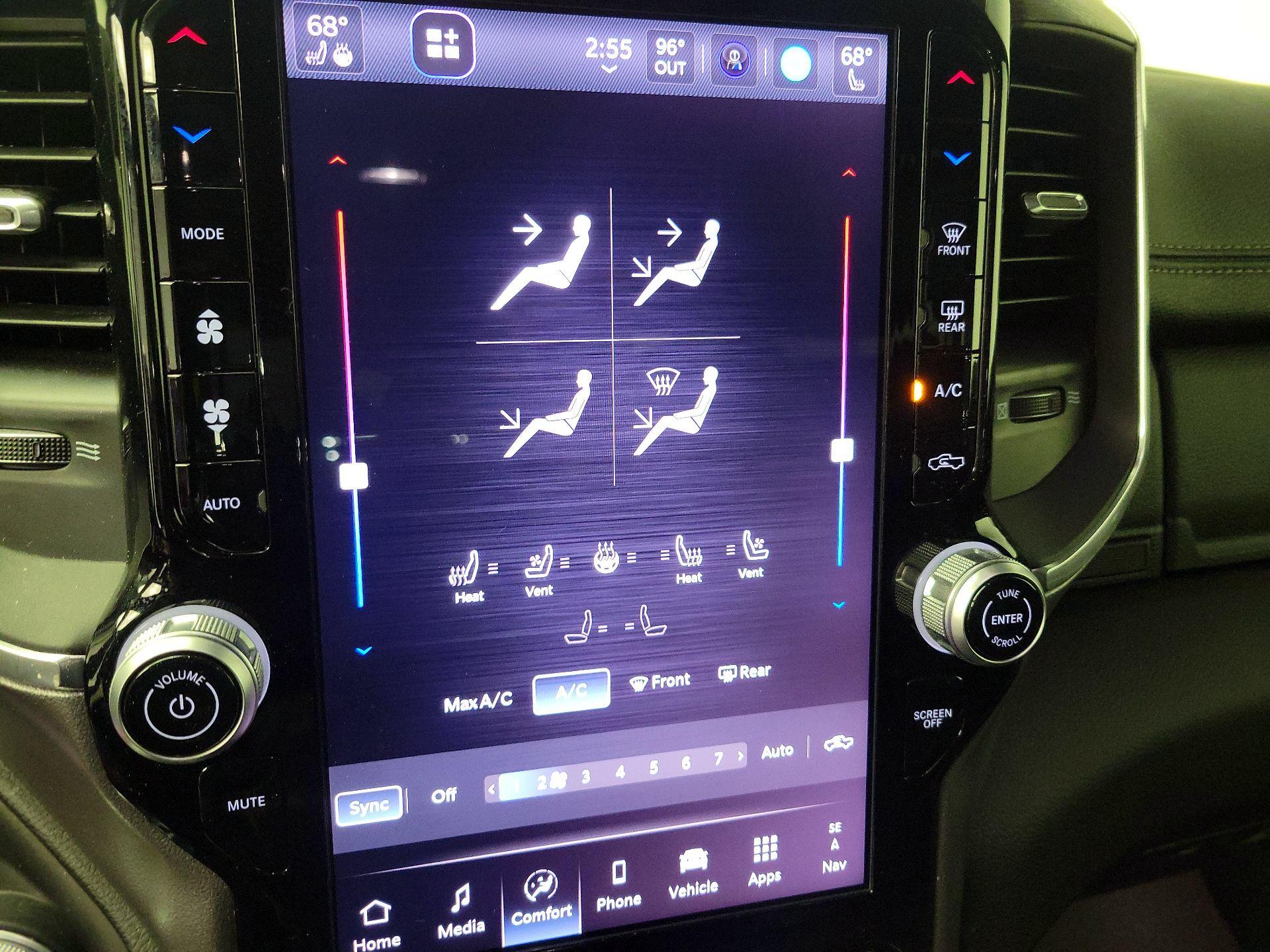 Thumbnail: 2025 RAM 1500 - 17