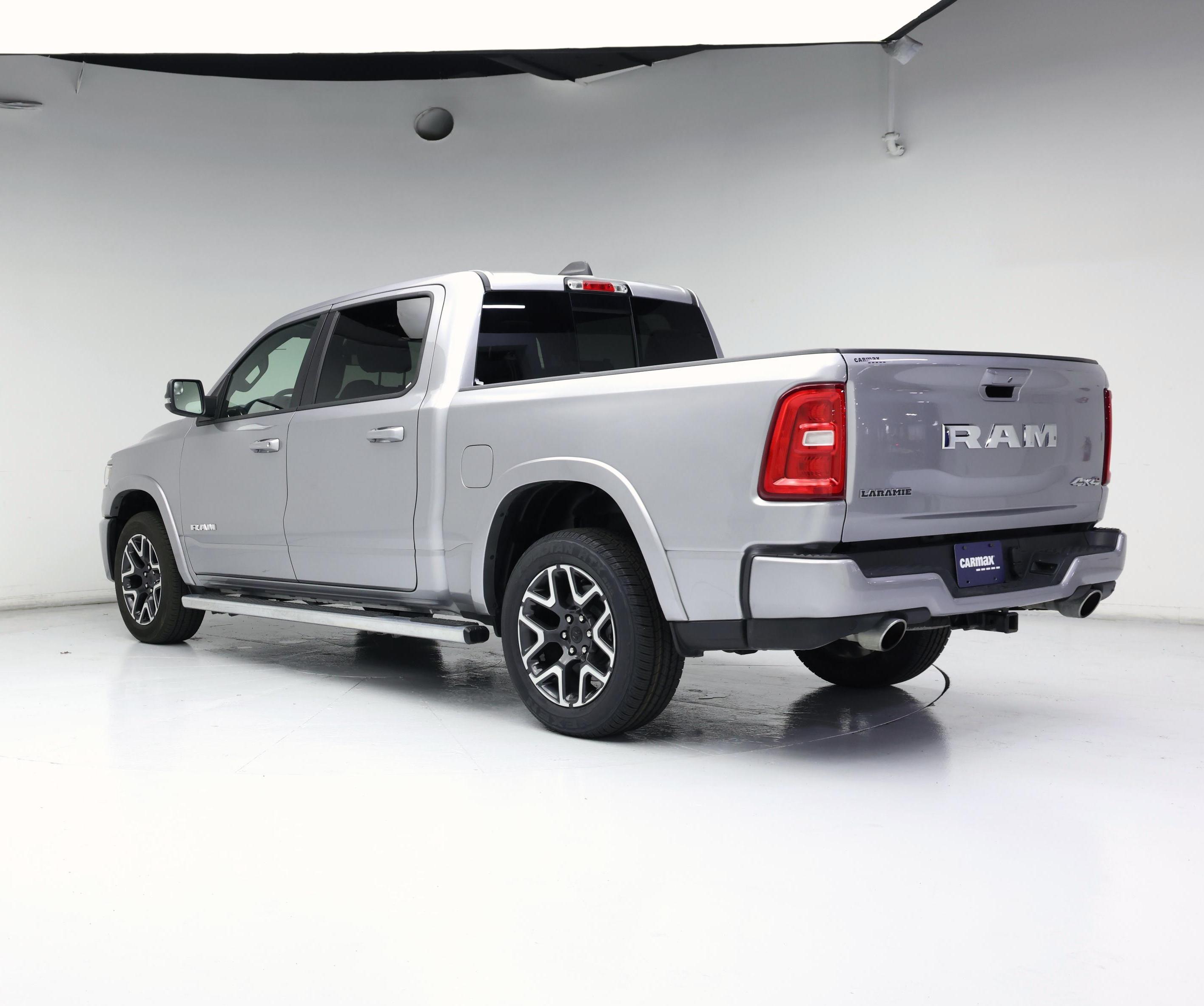 Thumbnail: 2025 RAM 1500 - 2