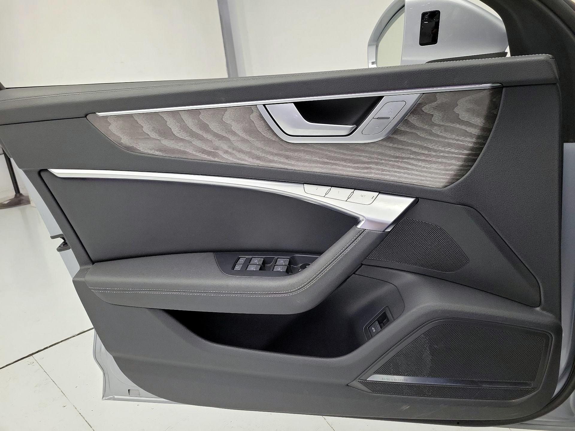 Thumbnail: 2024 Audi A6 - 12