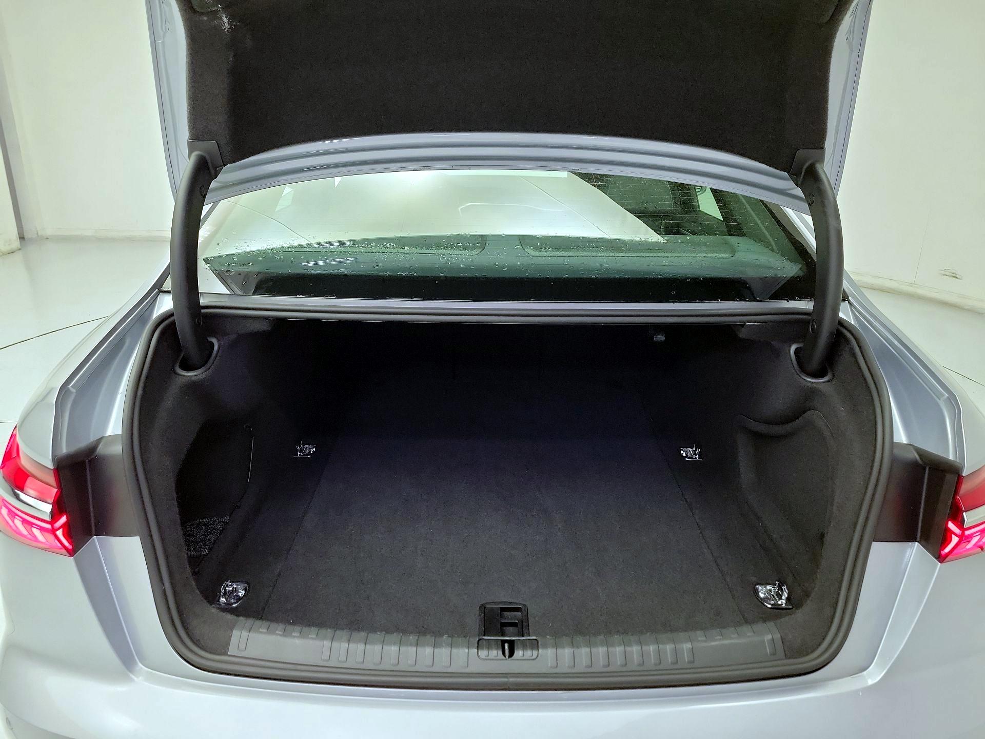 Thumbnail: 2024 Audi A6 - 20