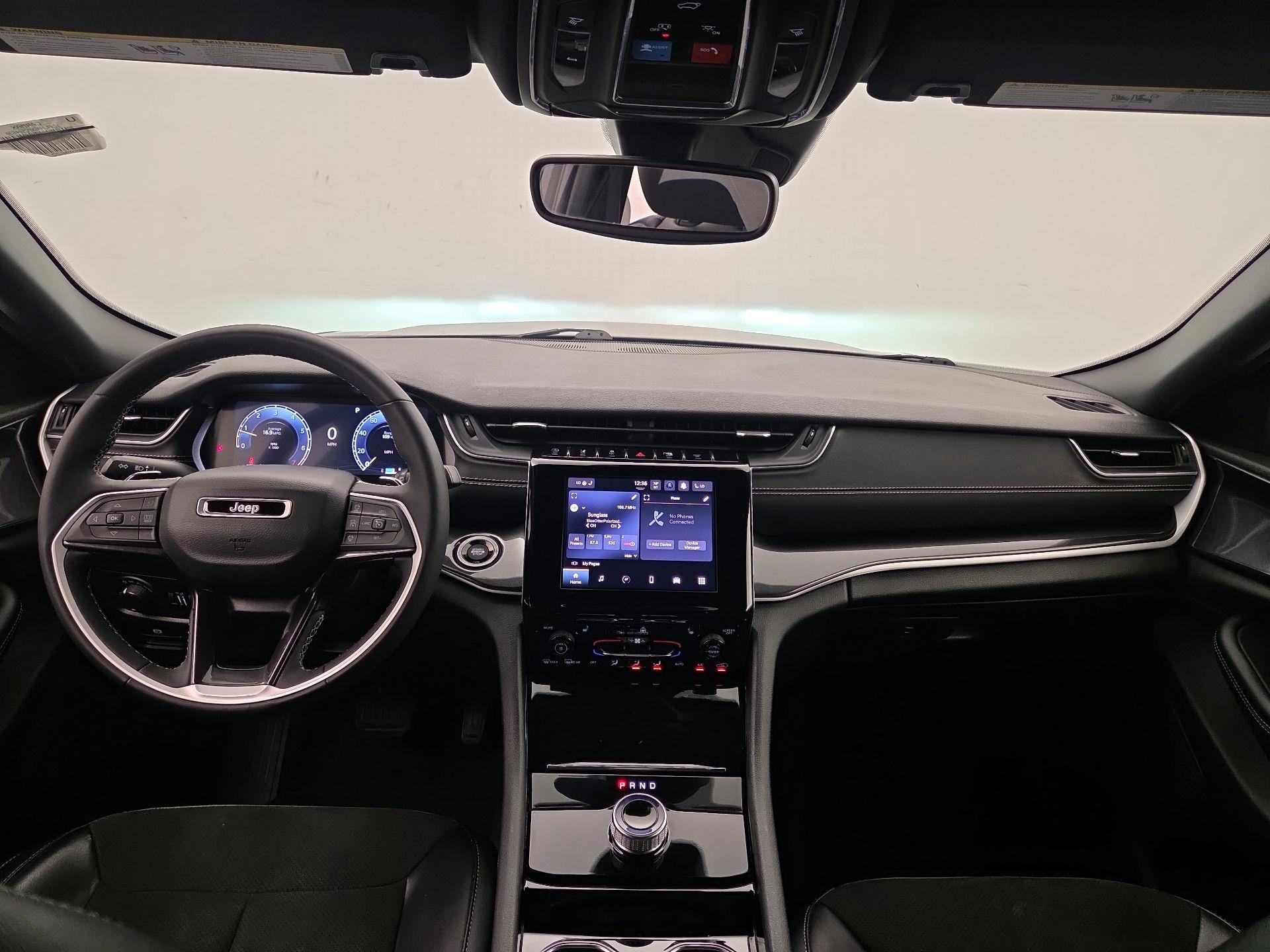 Thumbnail: 2023 Jeep Grand Cherokee - 9