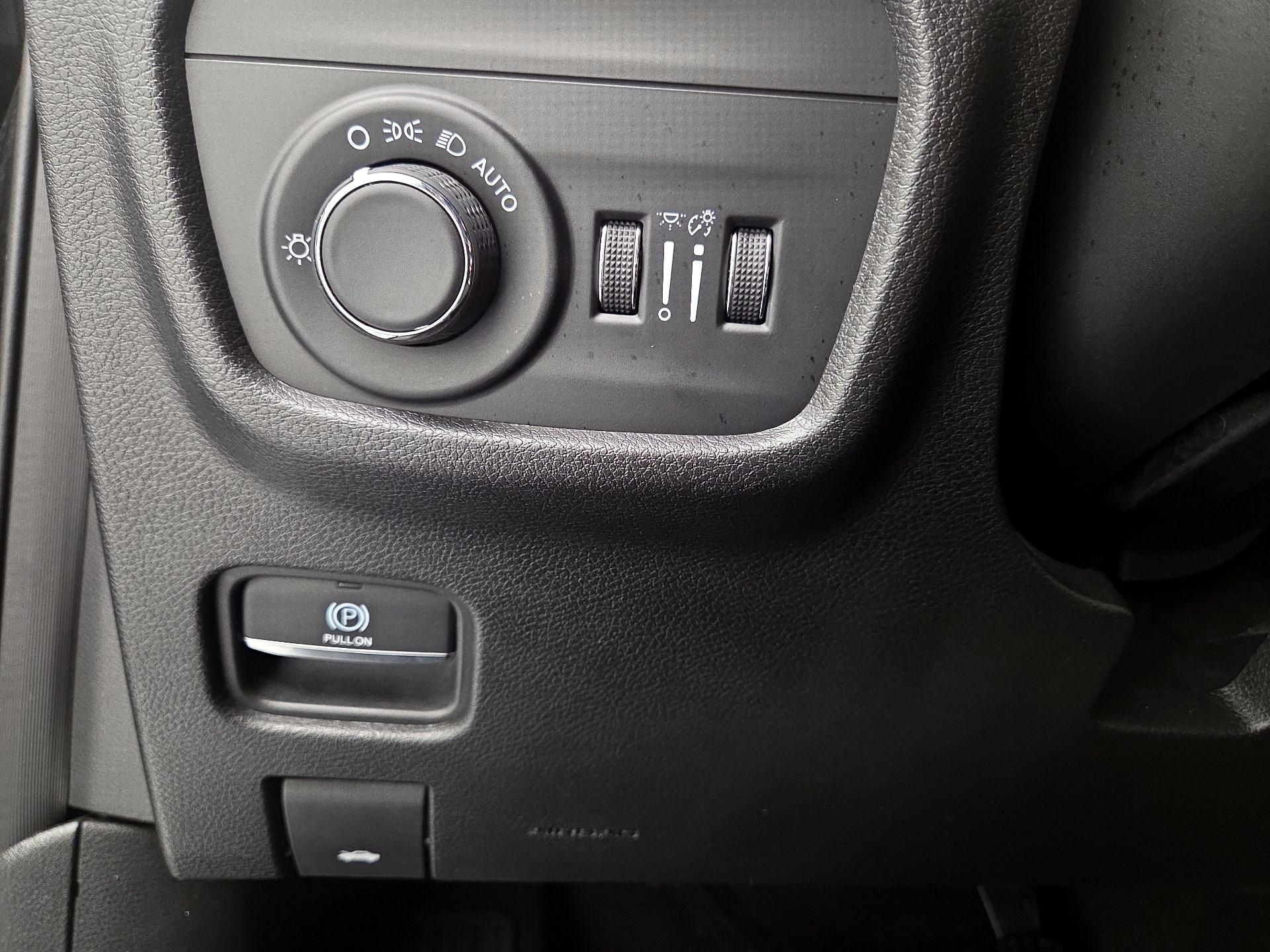 Thumbnail: 2023 Jeep Grand Cherokee - 13