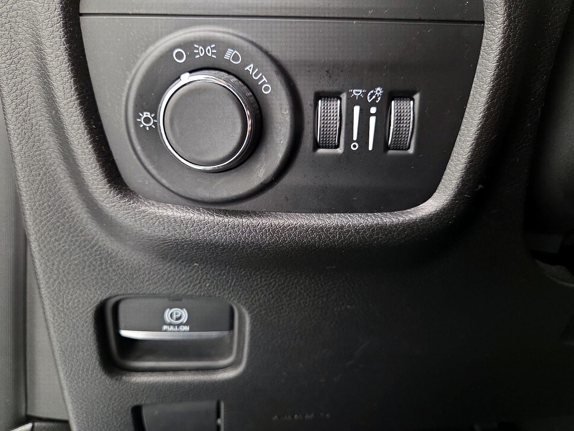 Thumbnail: 2023 Jeep Grand Cherokee - 13