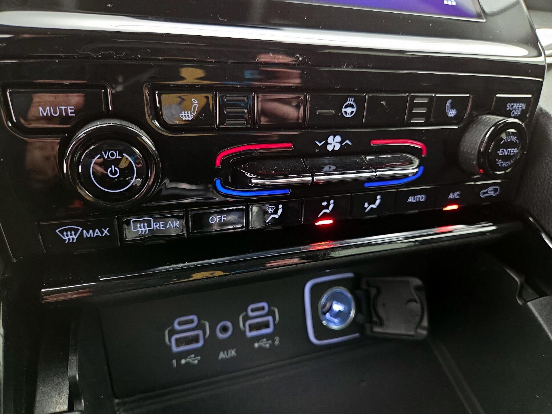 Thumbnail: 2023 Jeep Grand Cherokee - 16