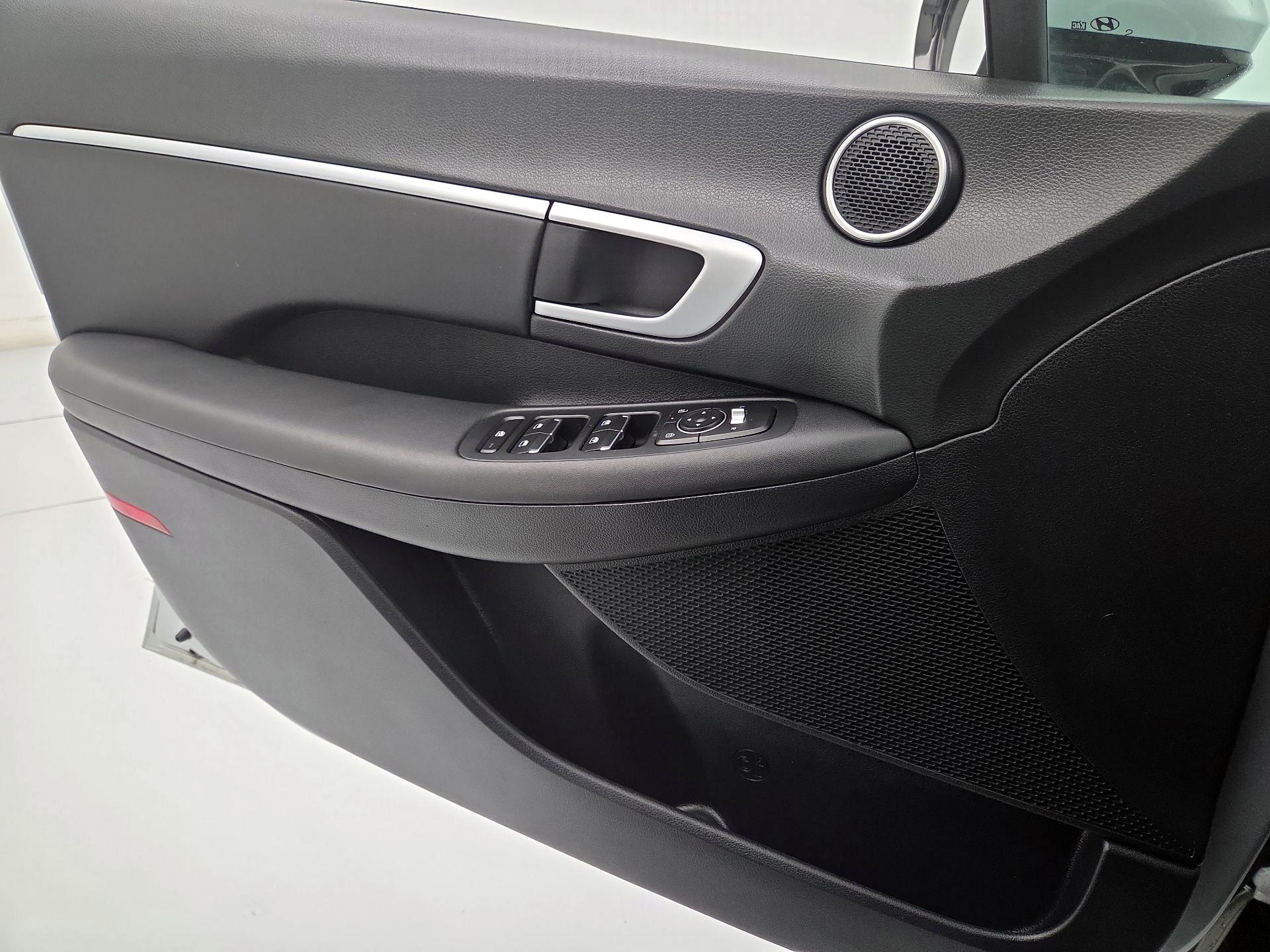 Thumbnail: 2024 Hyundai Sonata - 12