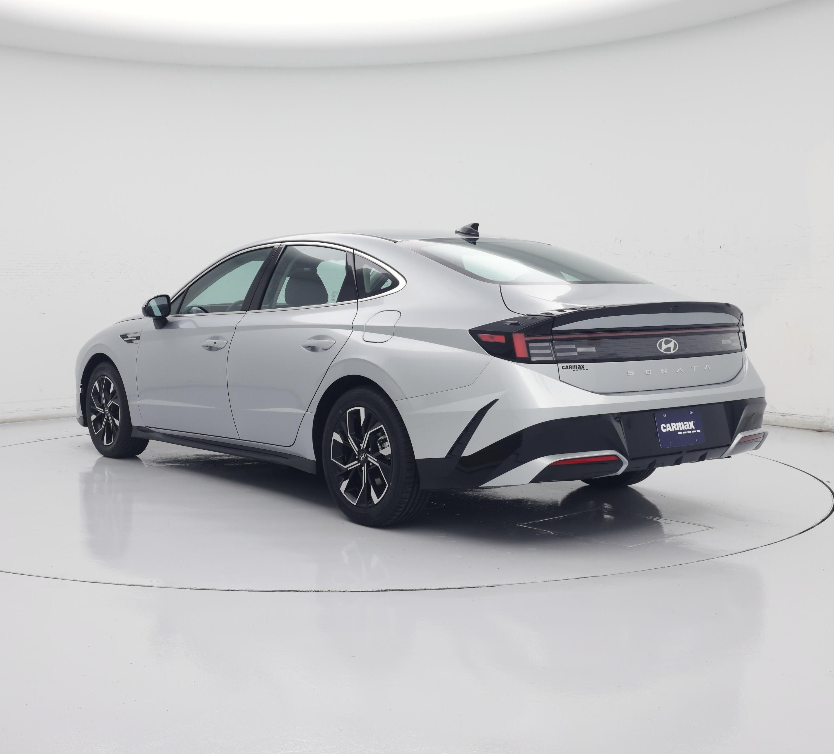 Thumbnail: 2024 Hyundai Sonata - 2