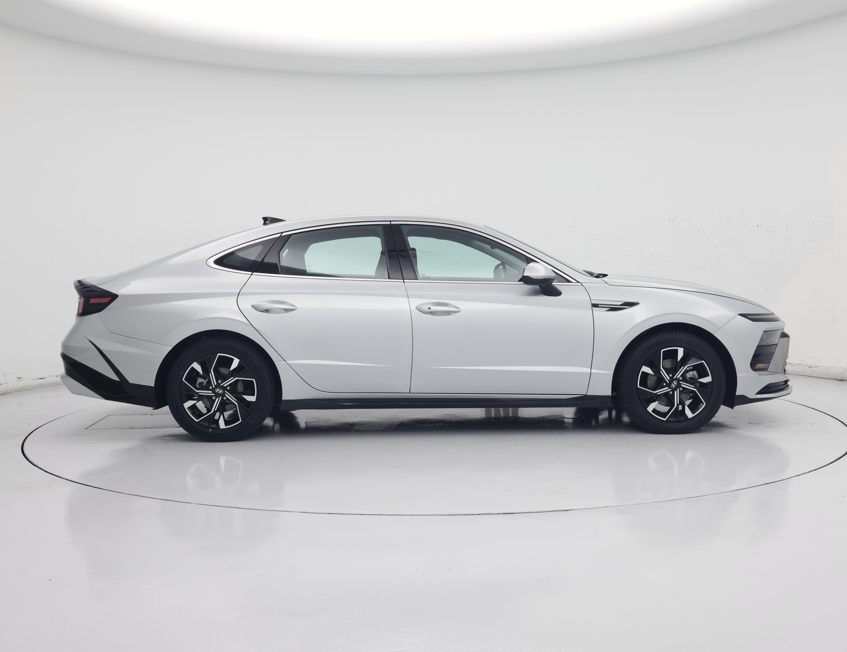 Thumbnail: 2024 Hyundai Sonata - 7