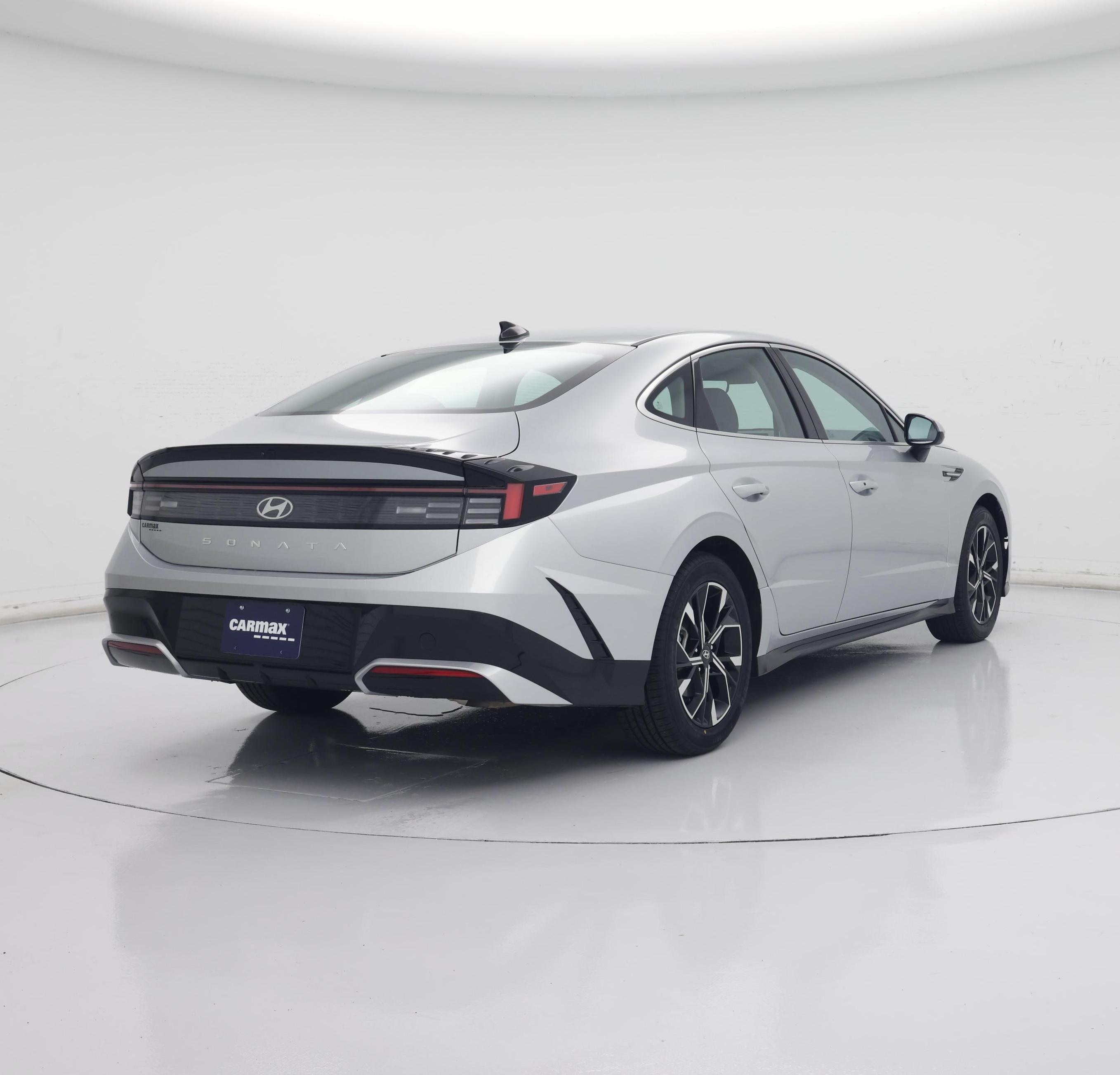 Thumbnail: 2024 Hyundai Sonata - 8