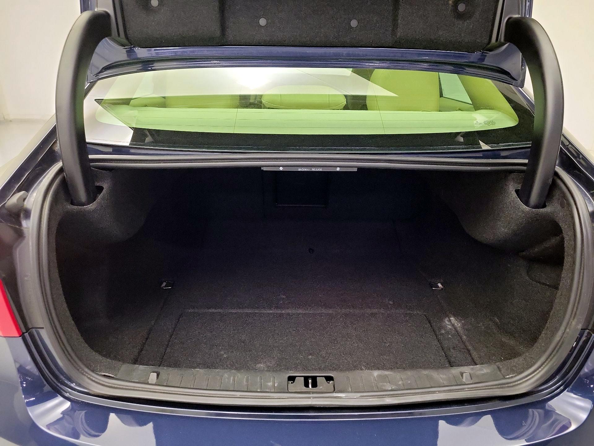 Thumbnail: 2015 Volvo S60 - 20