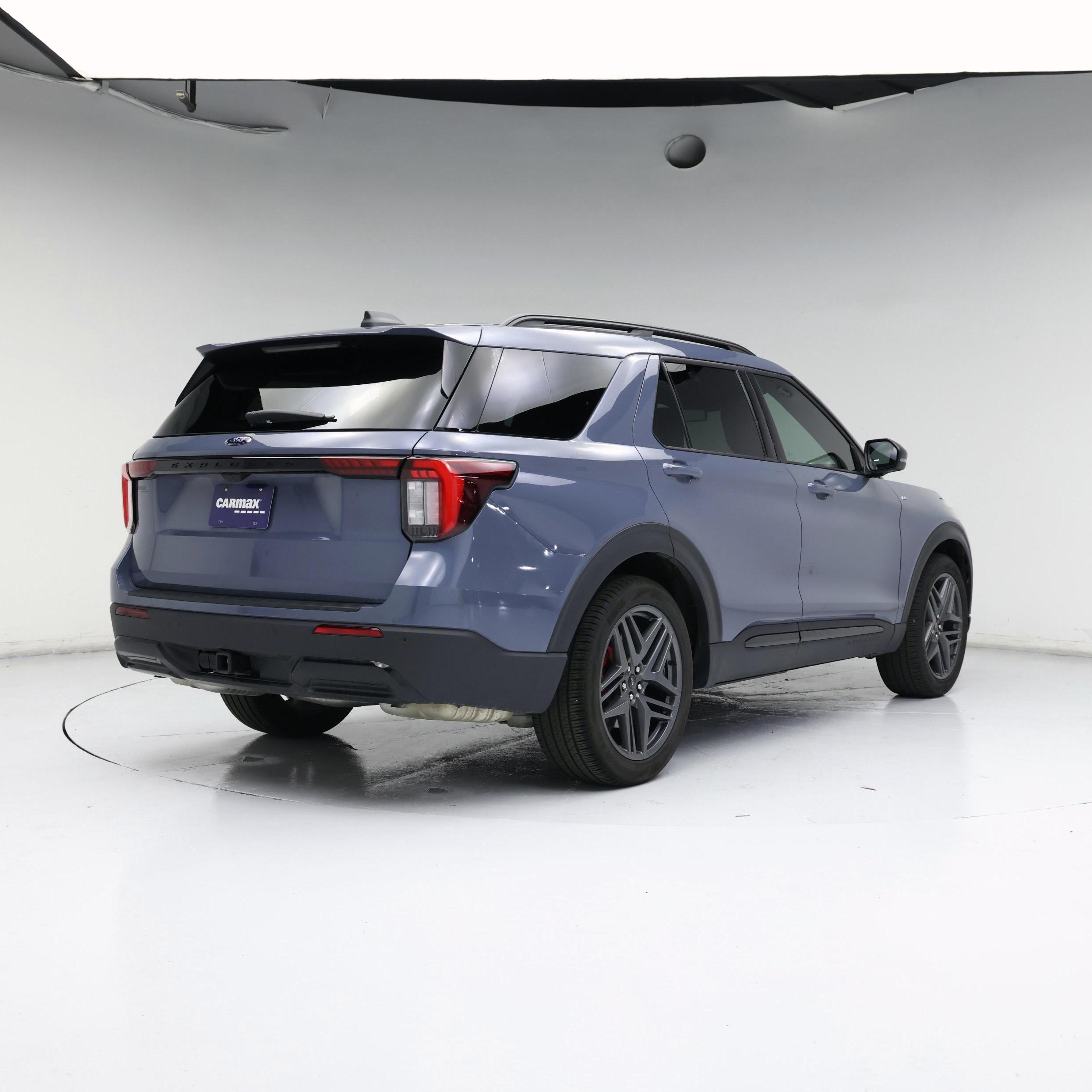 Thumbnail: 2025 Ford Explorer - 8