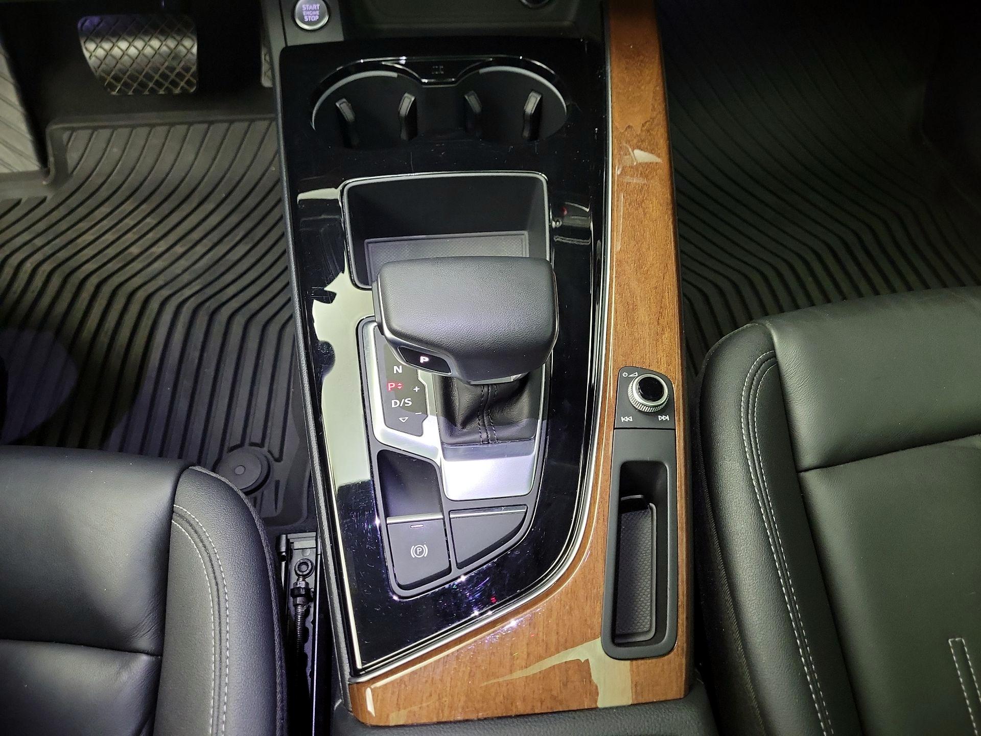 Thumbnail: 2023 Audi A4 - 17