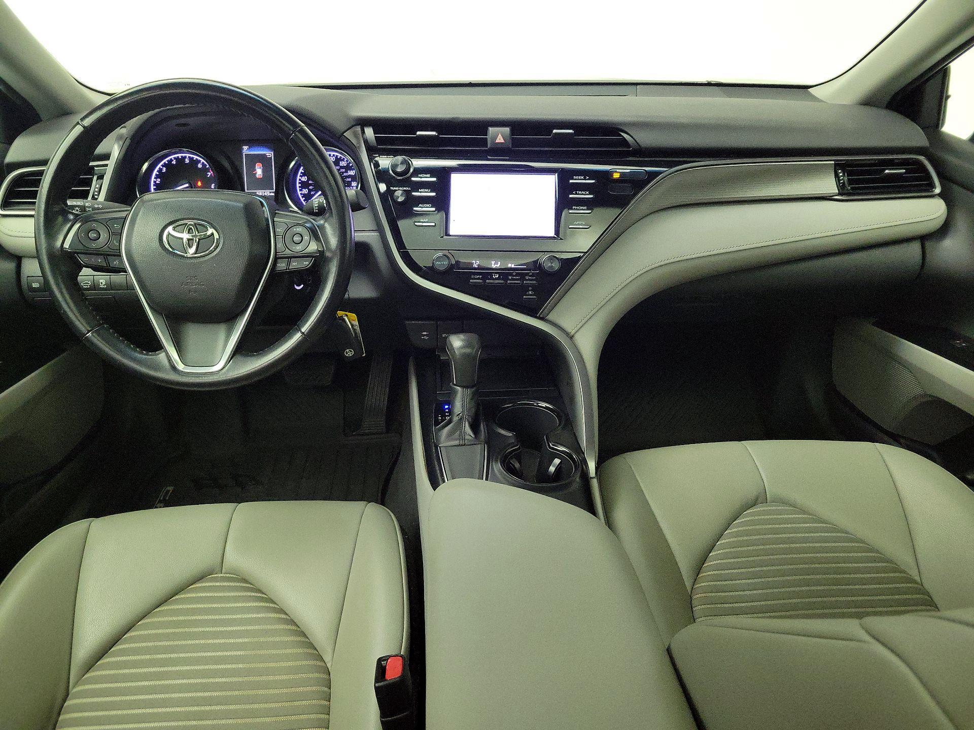 Thumbnail: 2019 Toyota Camry - 9