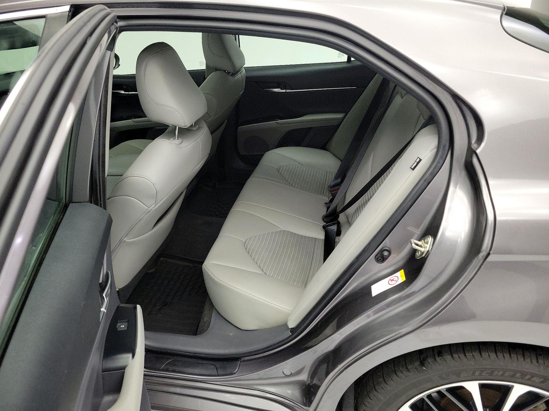 Thumbnail: 2019 Toyota Camry - 20