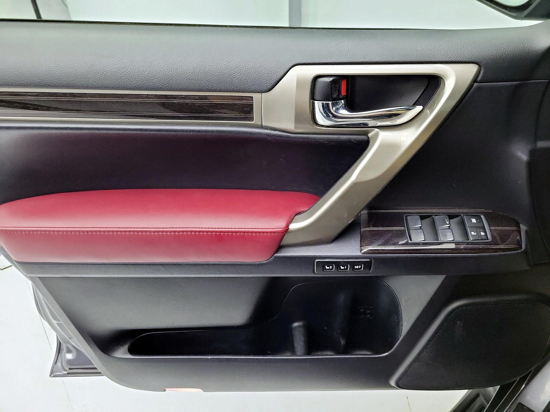 Thumbnail: 2021 Lexus GX - 12