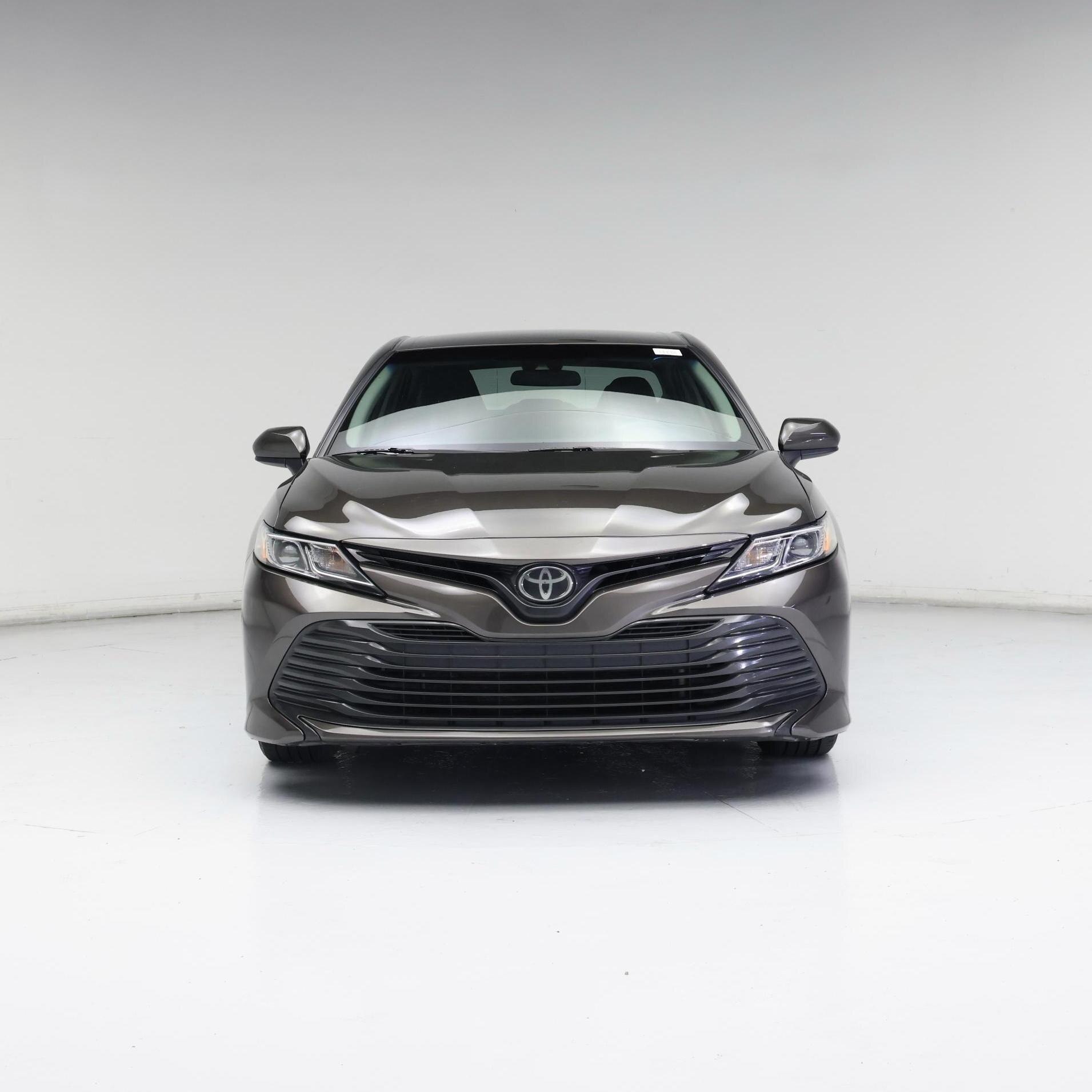 Thumbnail: 2018 Toyota Camry - 5