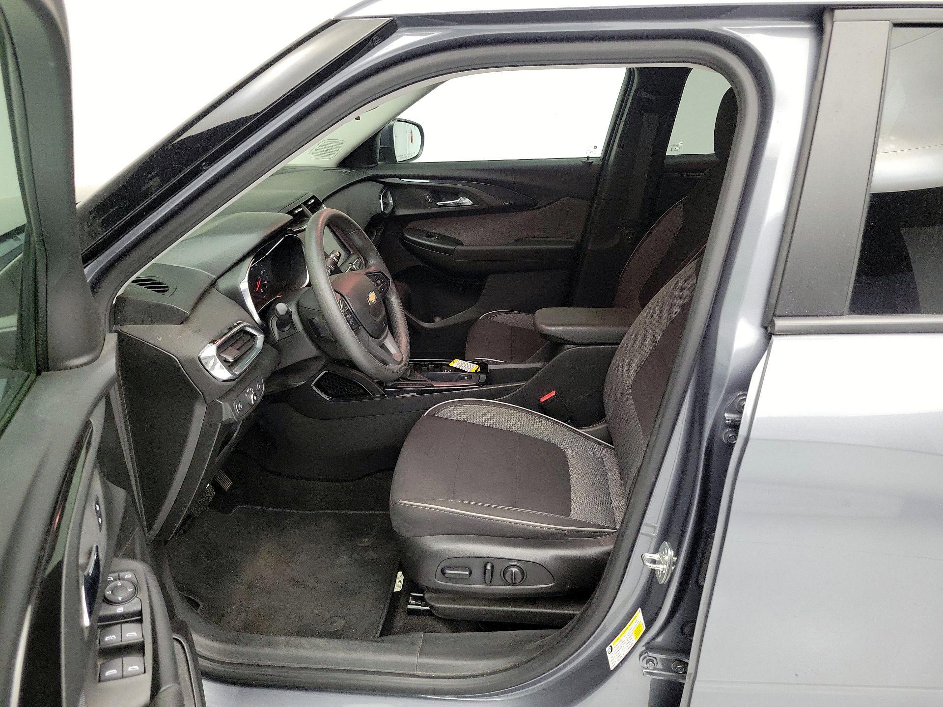 Thumbnail: 2022 Chevrolet TrailBlazer - 11