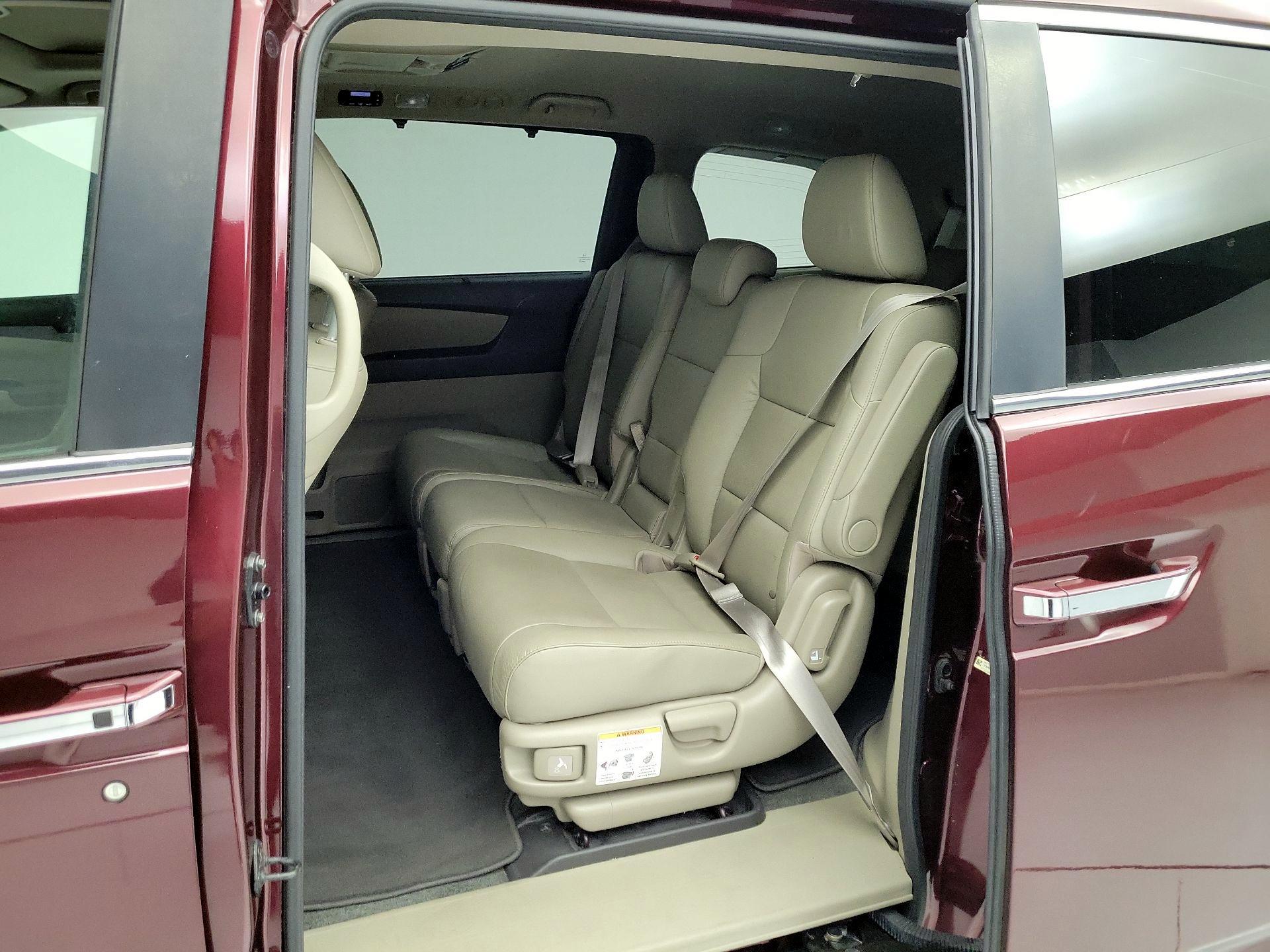 Thumbnail: 2017 Honda Odyssey - 20