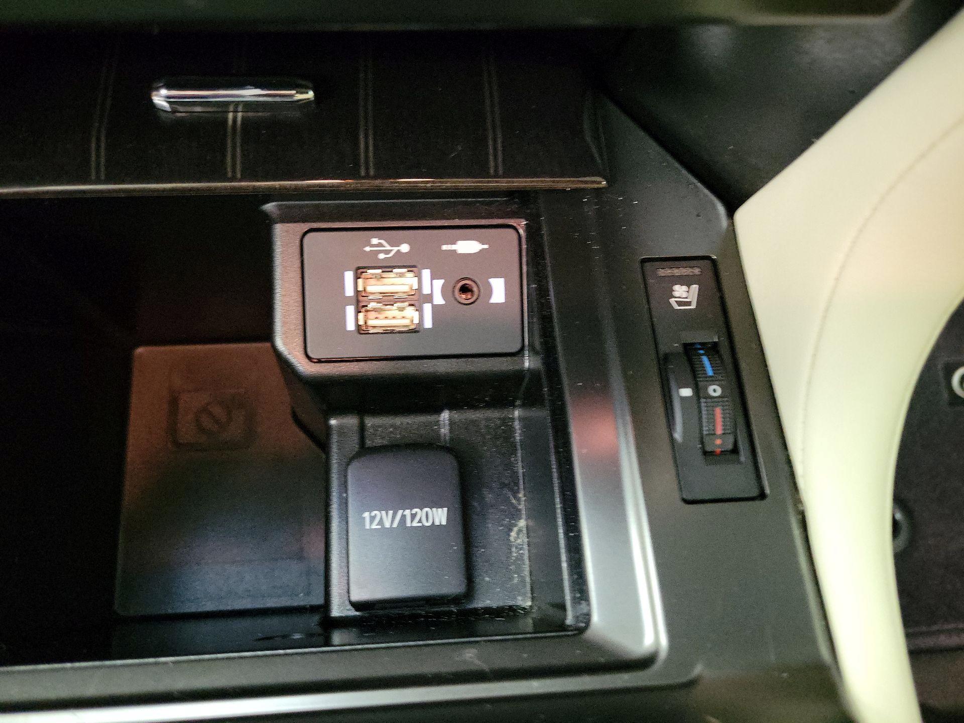 Thumbnail: 2022 Lexus GX - 19