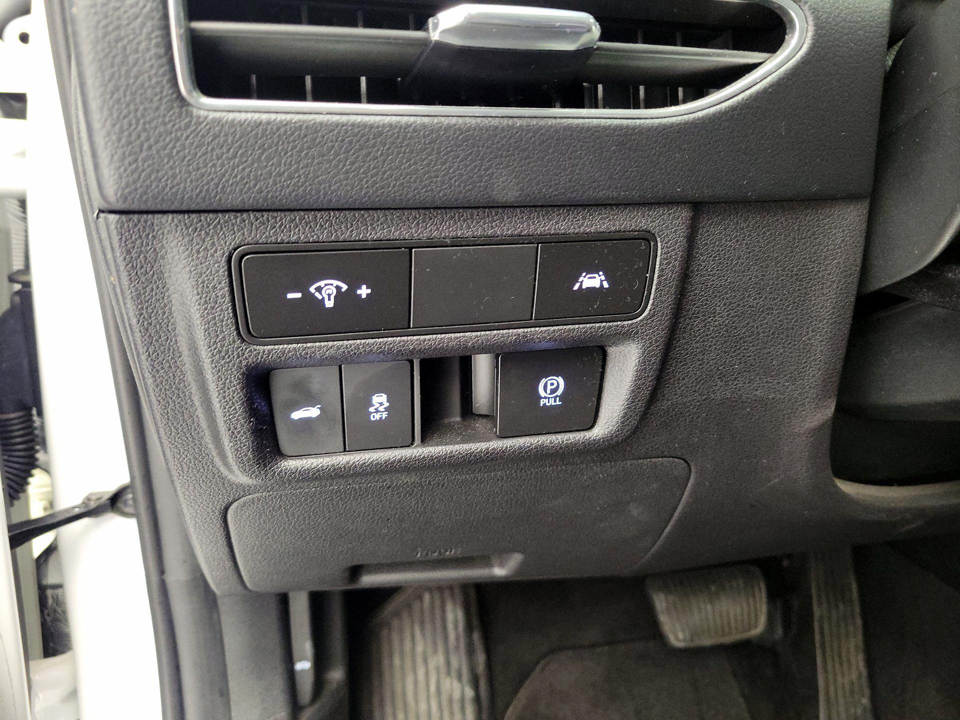 Thumbnail: 2023 Hyundai Sonata - 13