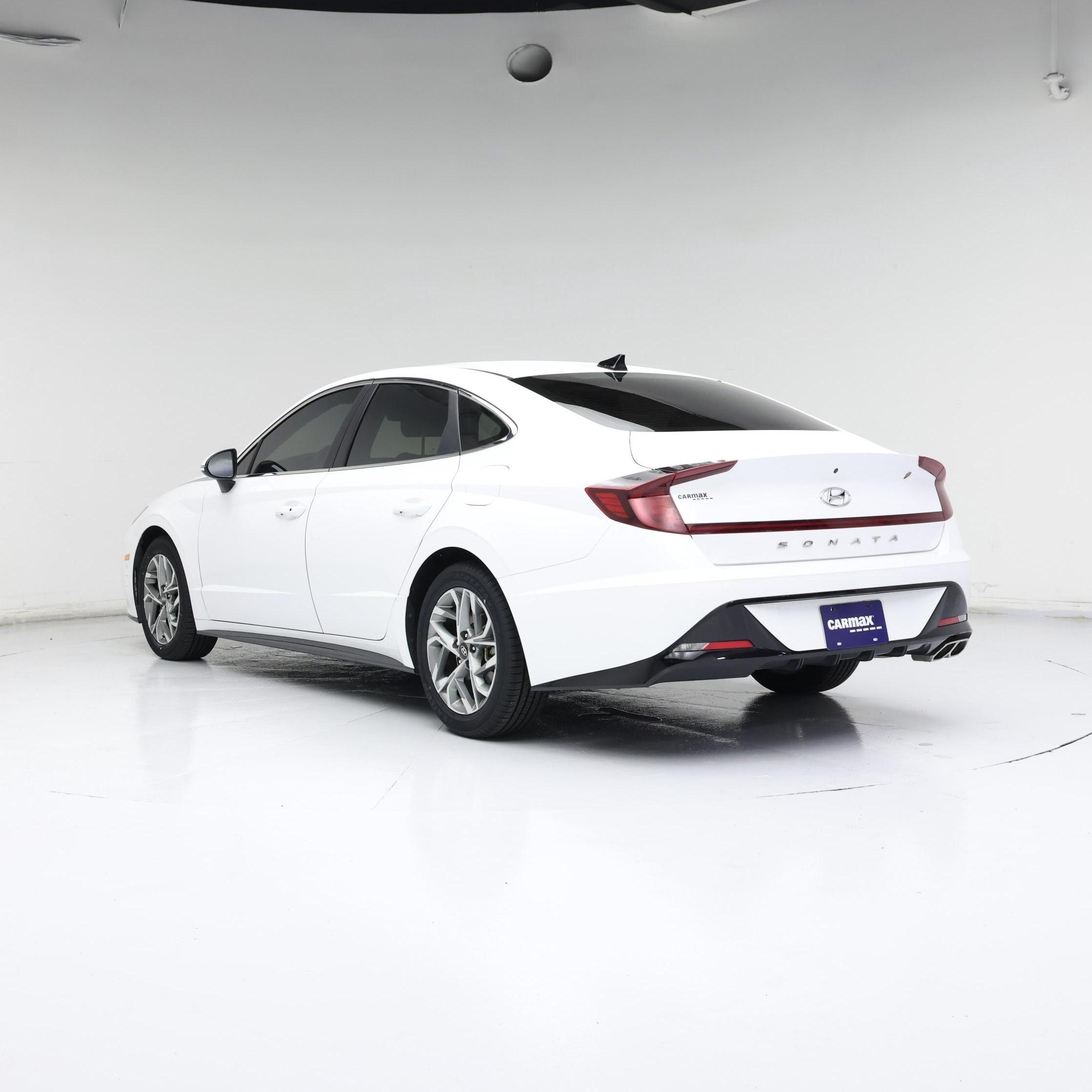 Thumbnail: 2023 Hyundai Sonata - 2