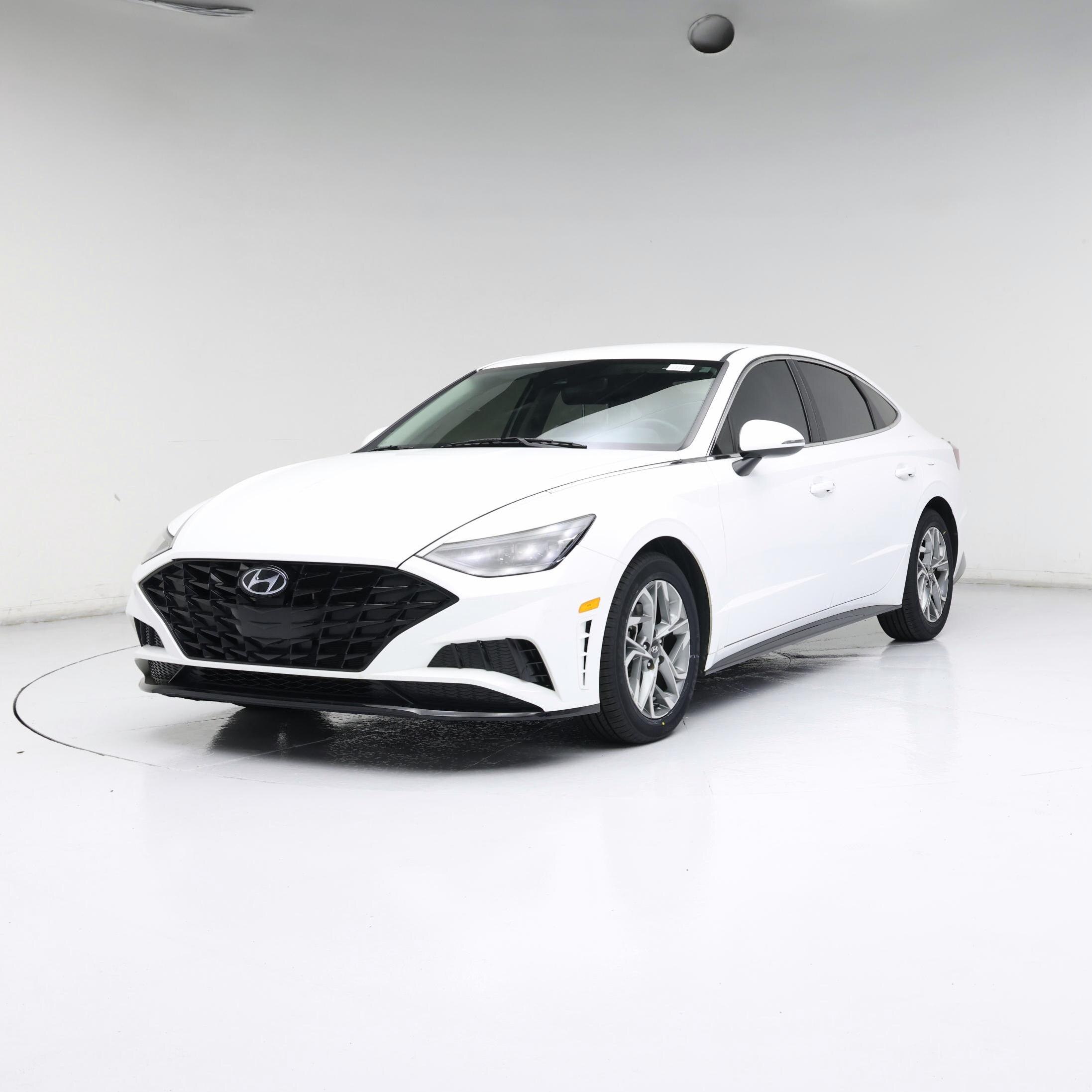 Thumbnail: 2023 Hyundai Sonata - 4