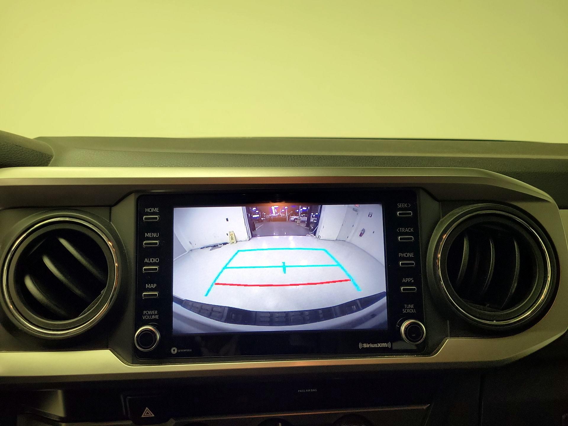 Thumbnail: 2020 Toyota Tacoma - 14