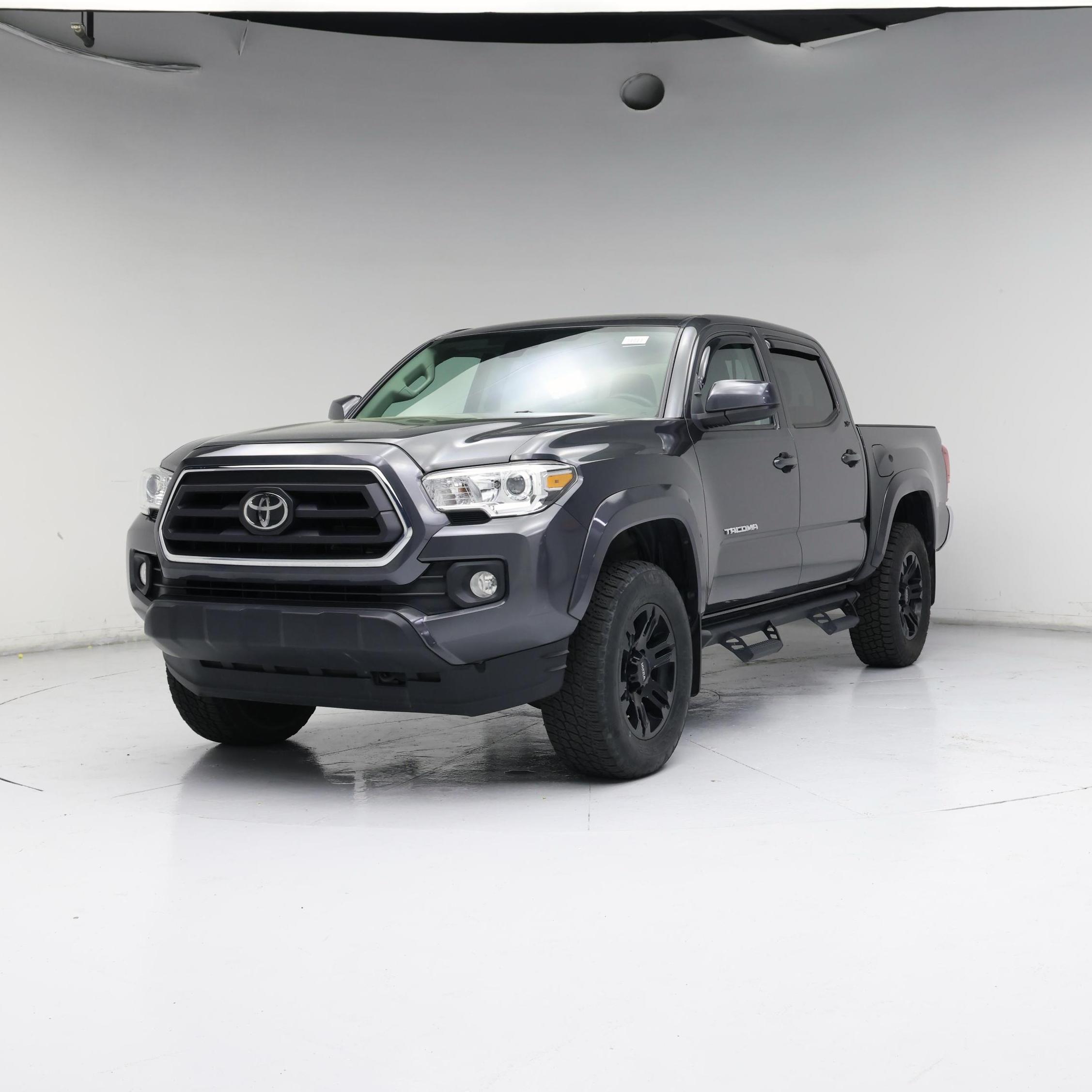 Thumbnail: 2020 Toyota Tacoma - 4