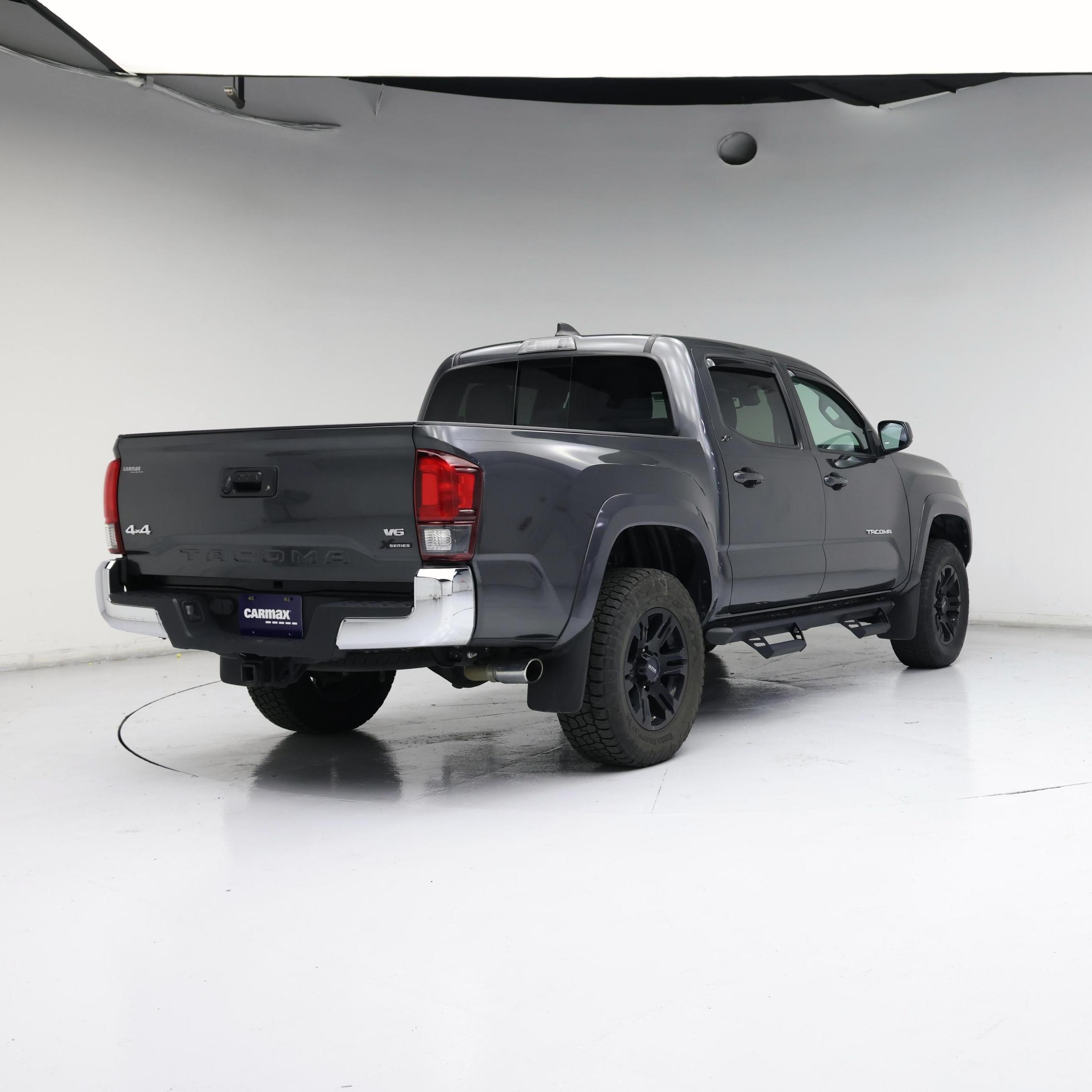 Thumbnail: 2020 Toyota Tacoma - 8