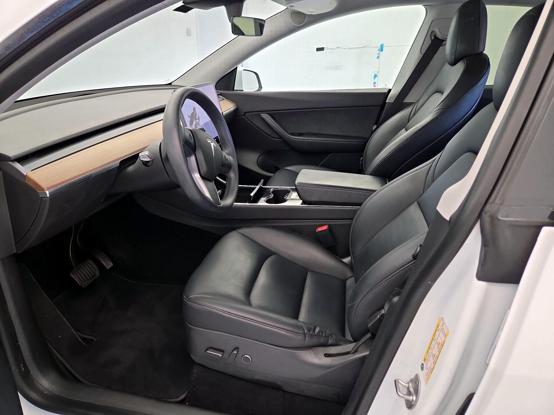 Thumbnail: 2021 Tesla Model Y - 11