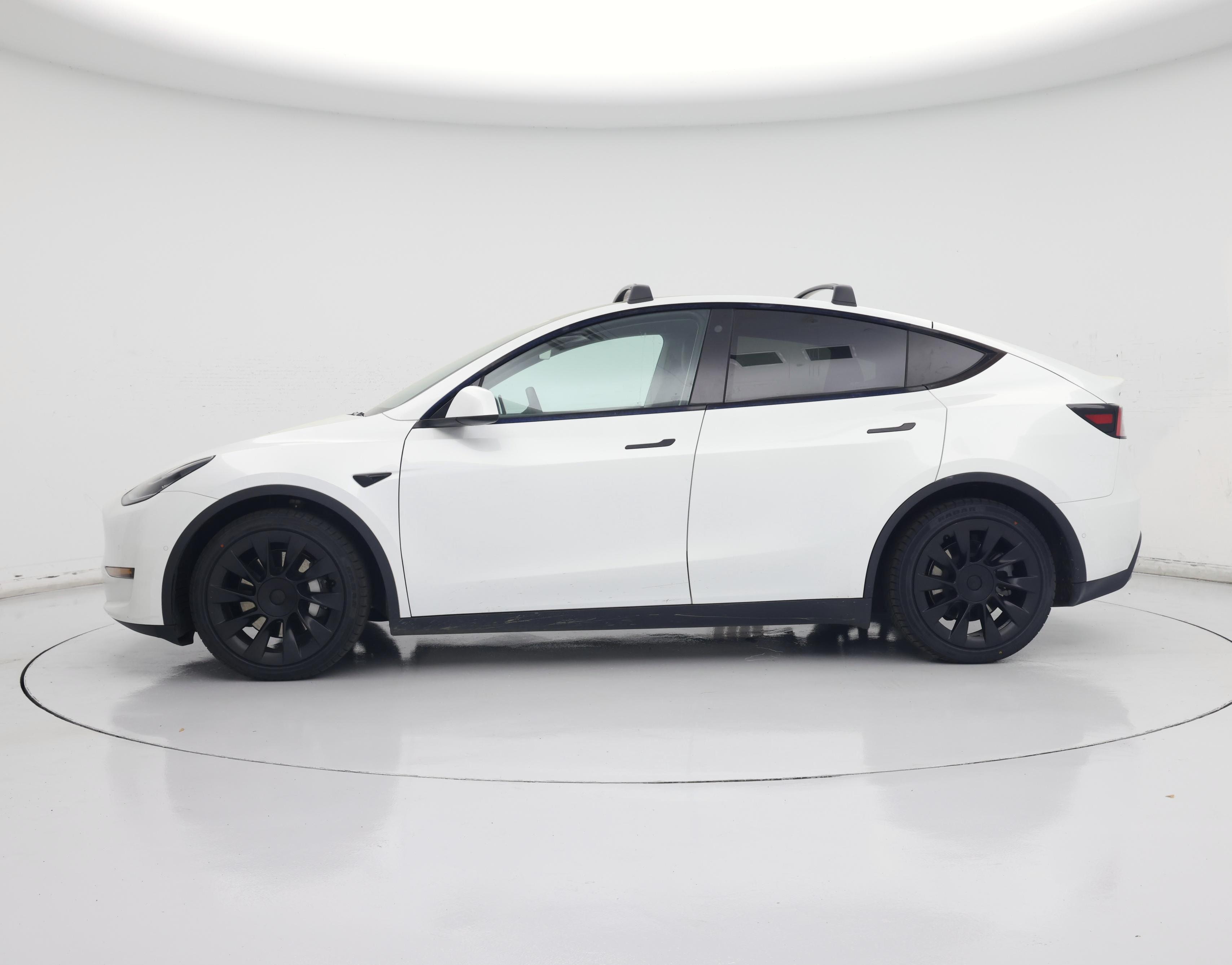 Thumbnail: 2021 Tesla Model Y - 3
