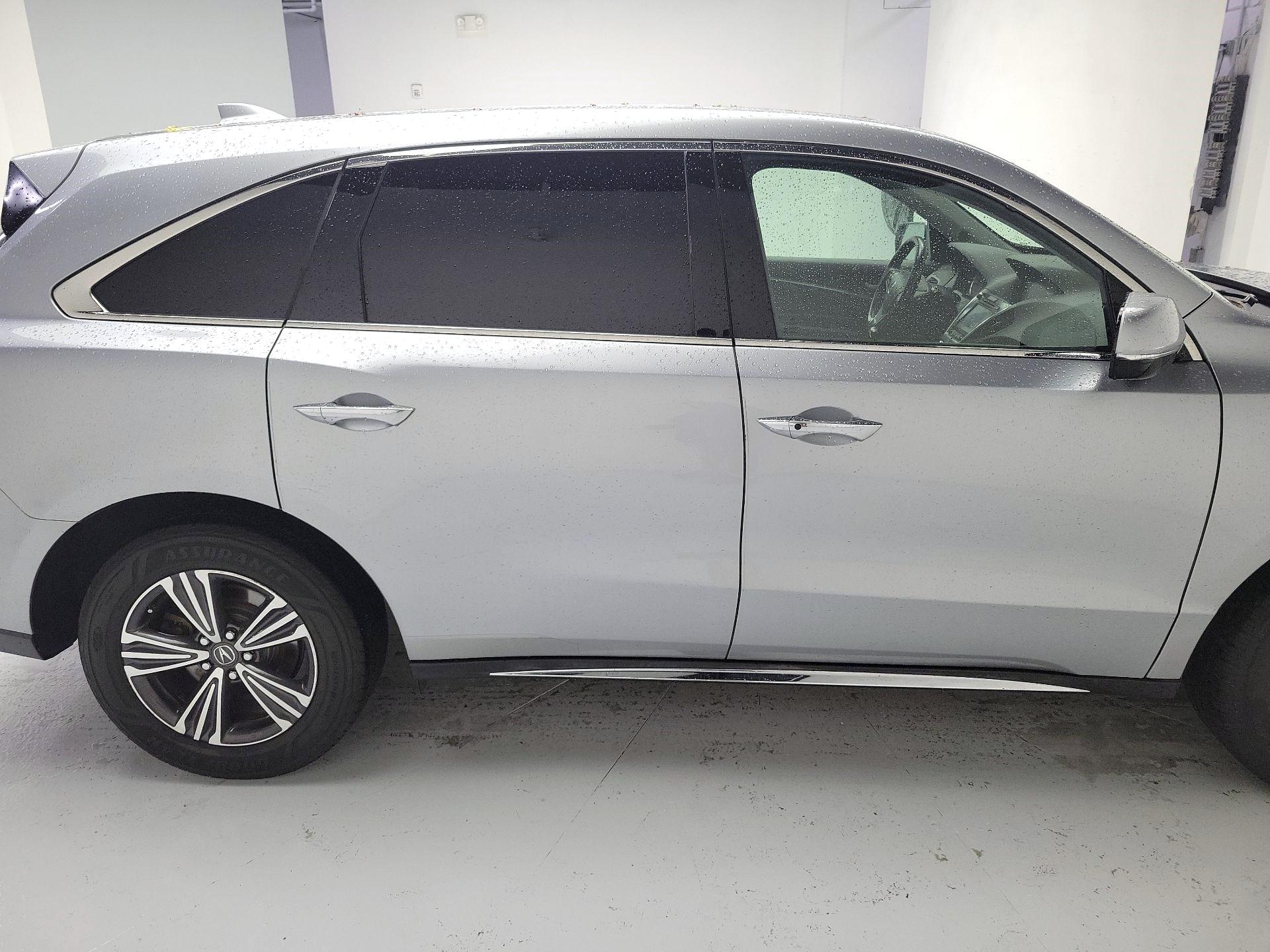 Thumbnail: 2018 Acura MDX - 4