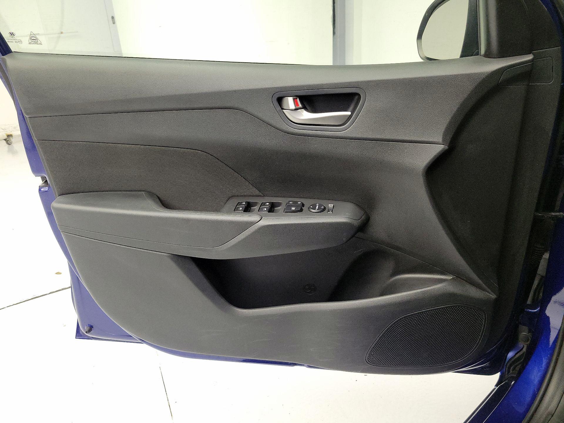 Thumbnail: 2019 Hyundai Accent - 12