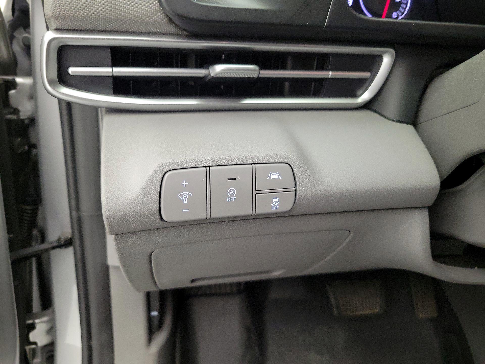 Thumbnail: 2021 Hyundai Elantra - 13