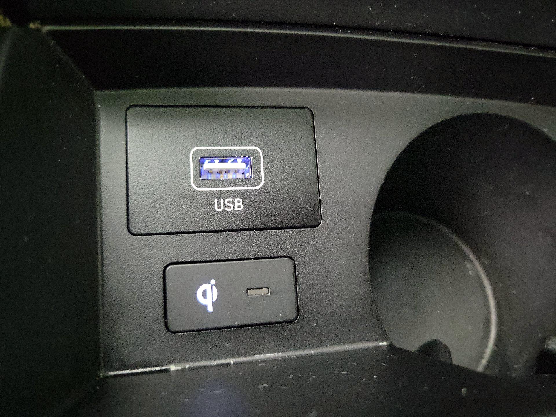 Thumbnail: 2023 Hyundai Santa Fe - 19