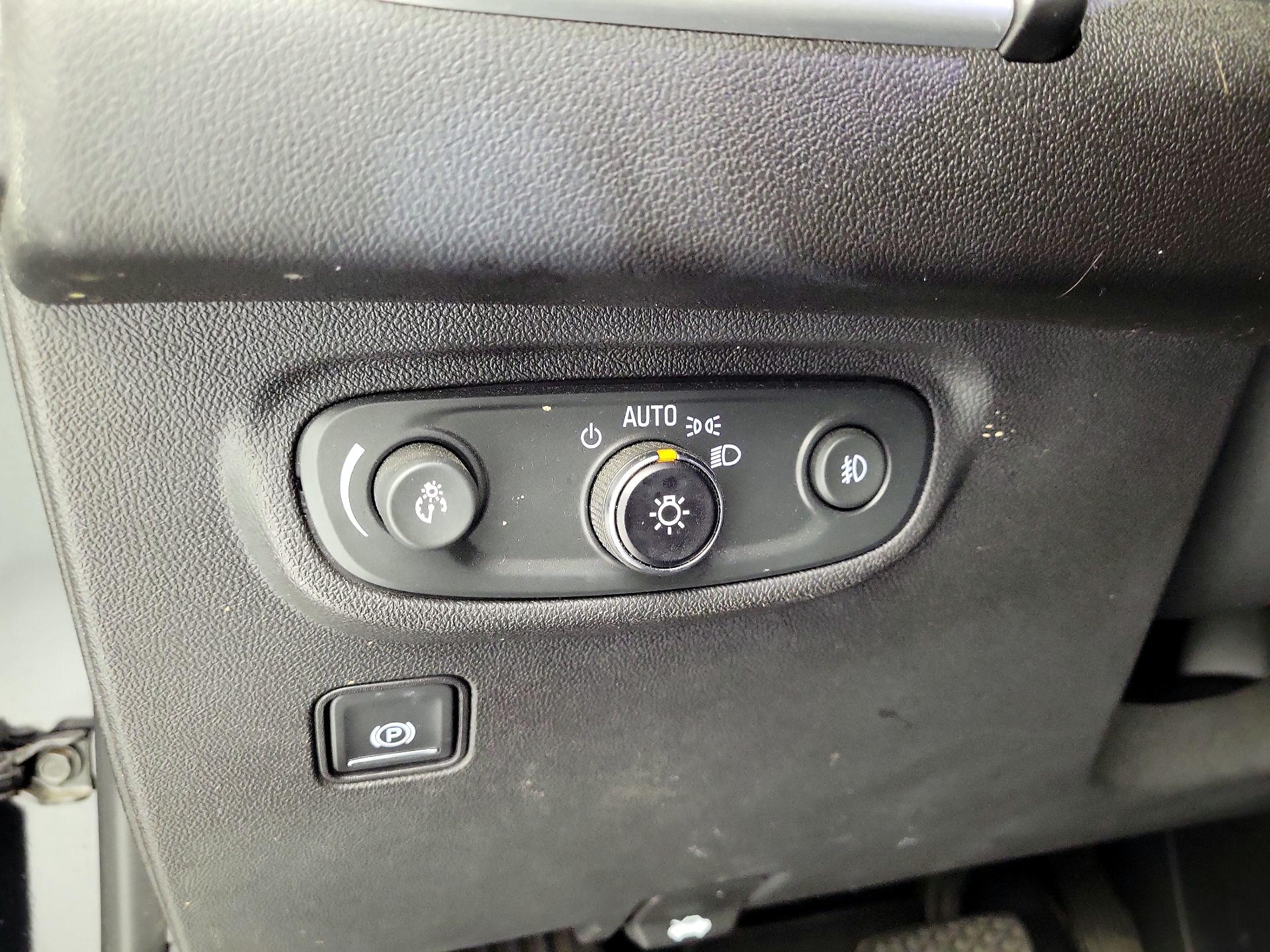 Thumbnail: 2020 GMC Terrain - 13