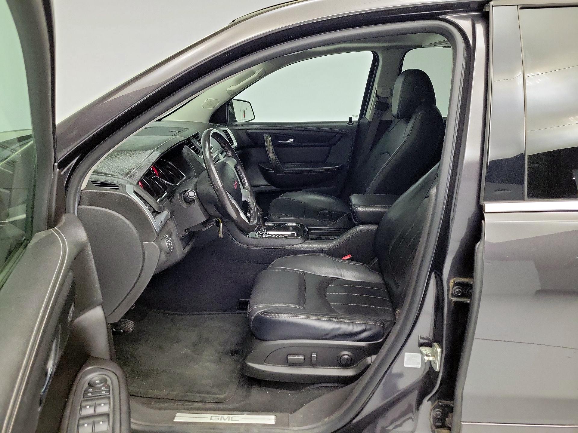 Thumbnail: 2015 GMC Acadia - 11