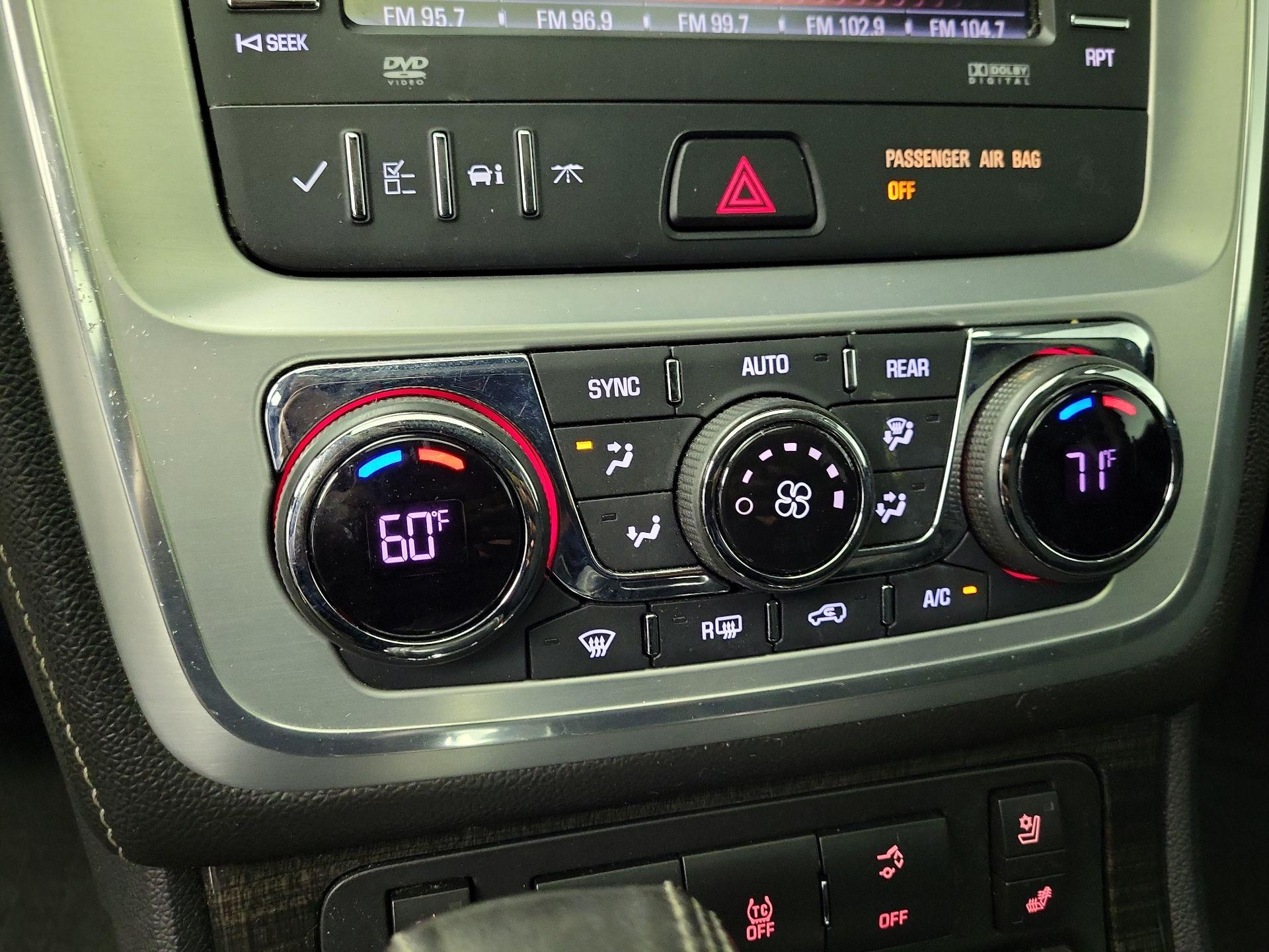 Thumbnail: 2015 GMC Acadia - 17